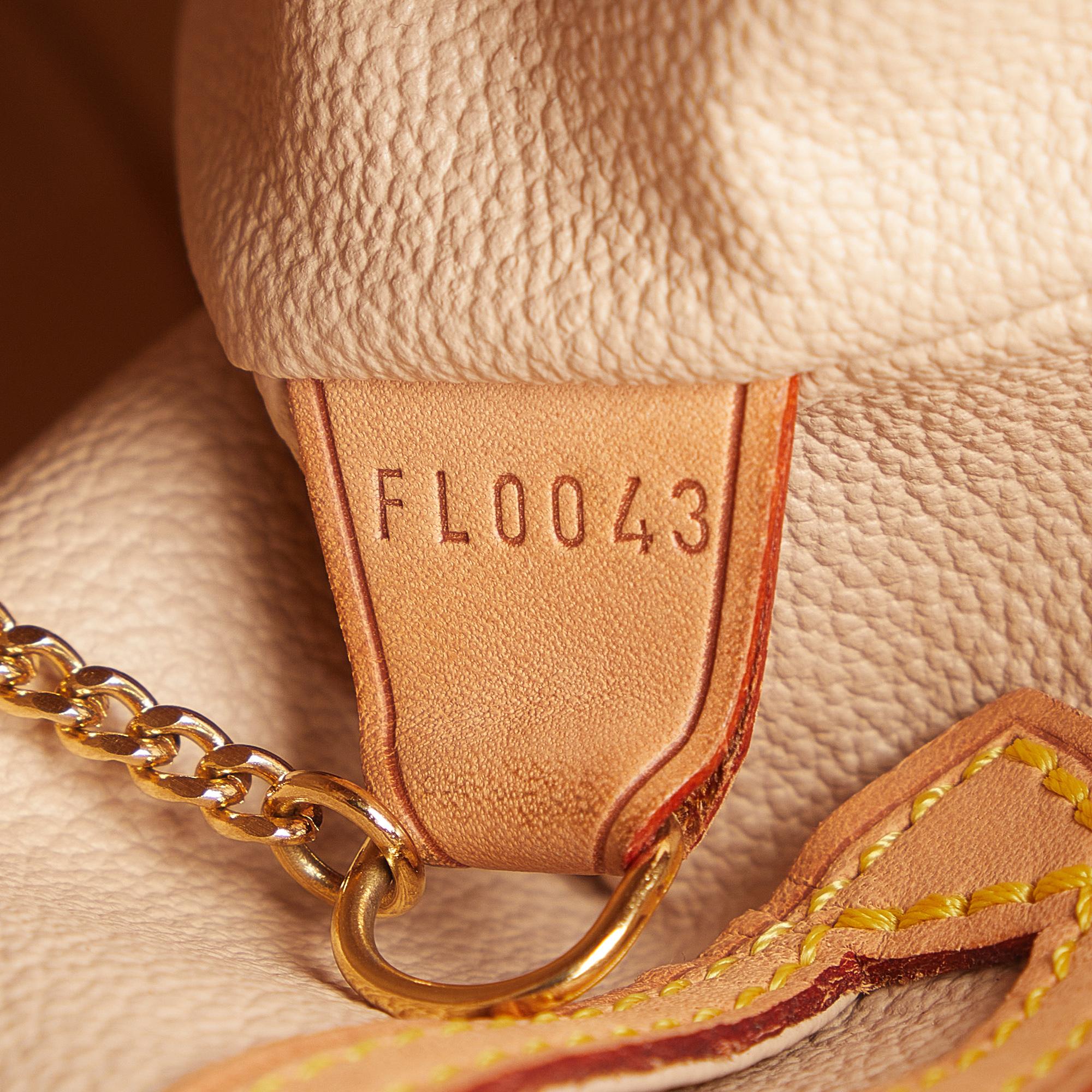 Louis Vuitton Monogram Petit Bucket (SHG-Phhx7f)