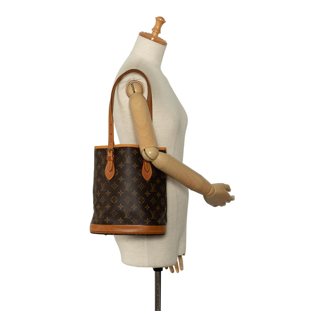 Louis Vuitton Monogram Petit Bucket (SHG-d55QoA)