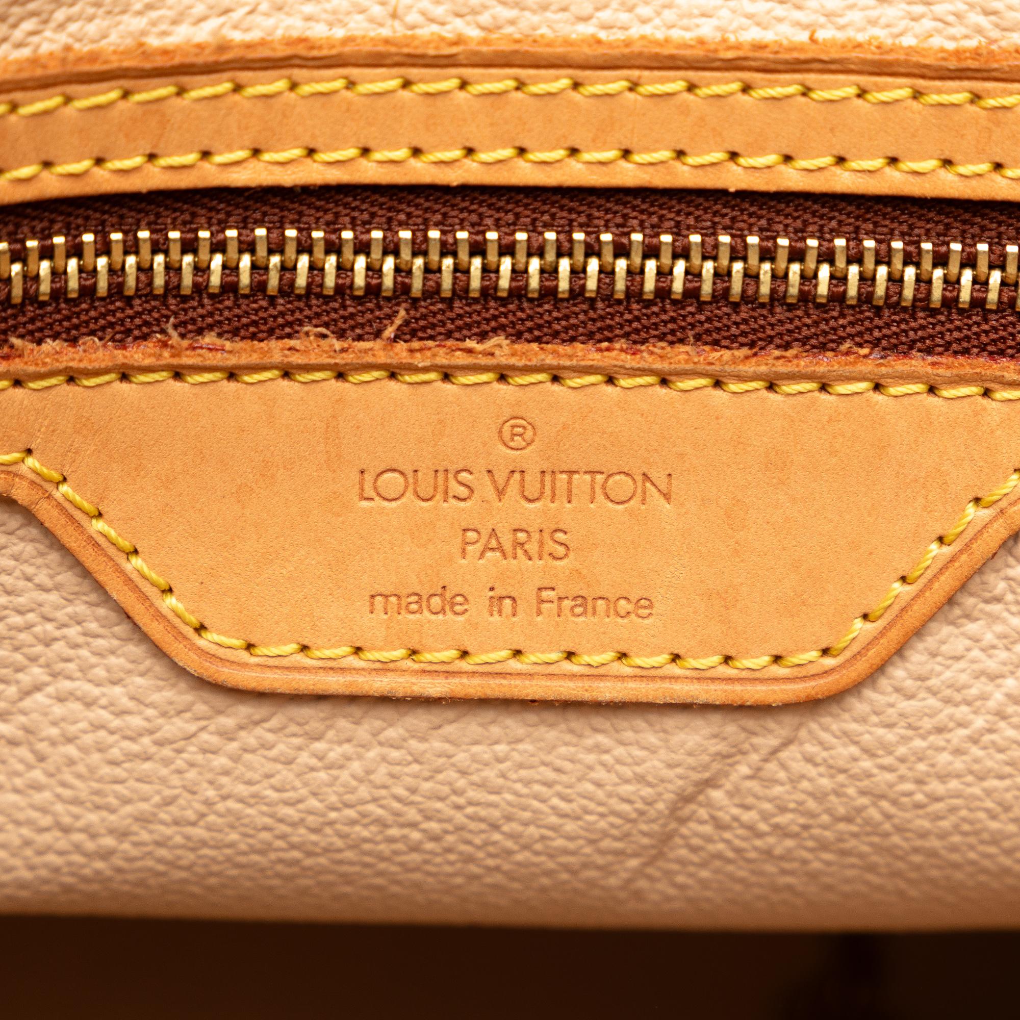 Louis Vuitton Monogram Petit Bucket (SHG-CAZG4B)