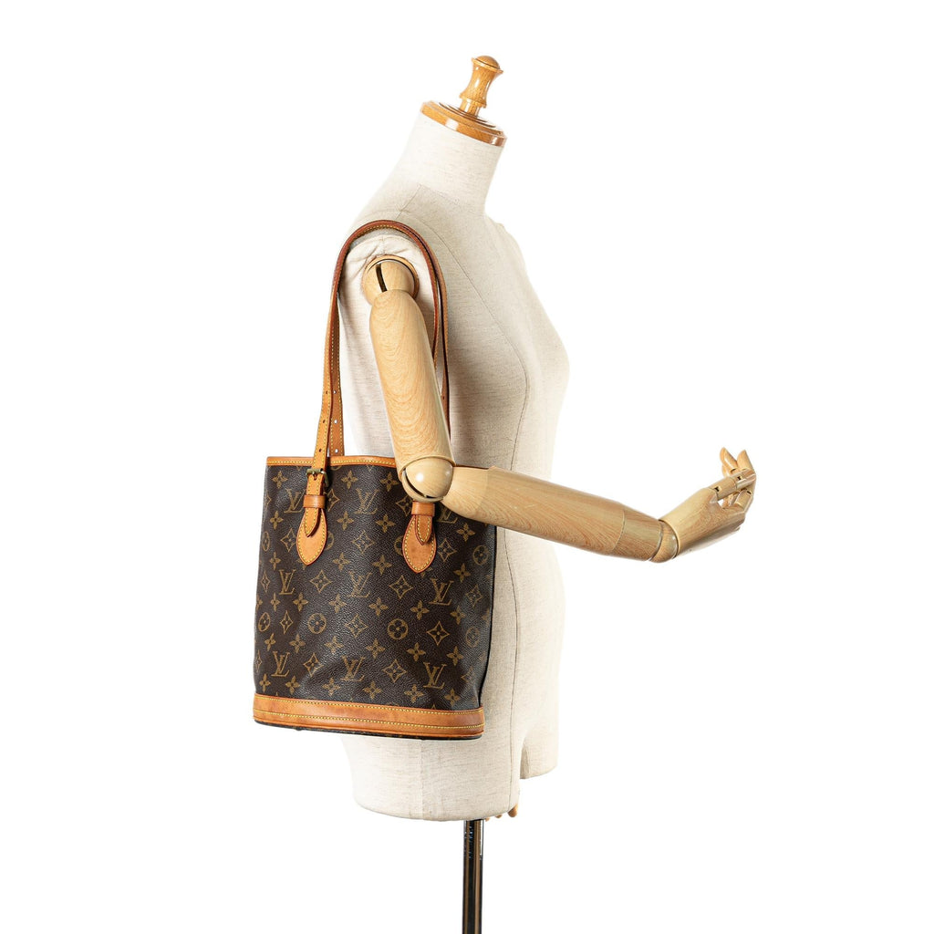 Louis Vuitton Monogram Petit Bucket (SHG-wNbkas)