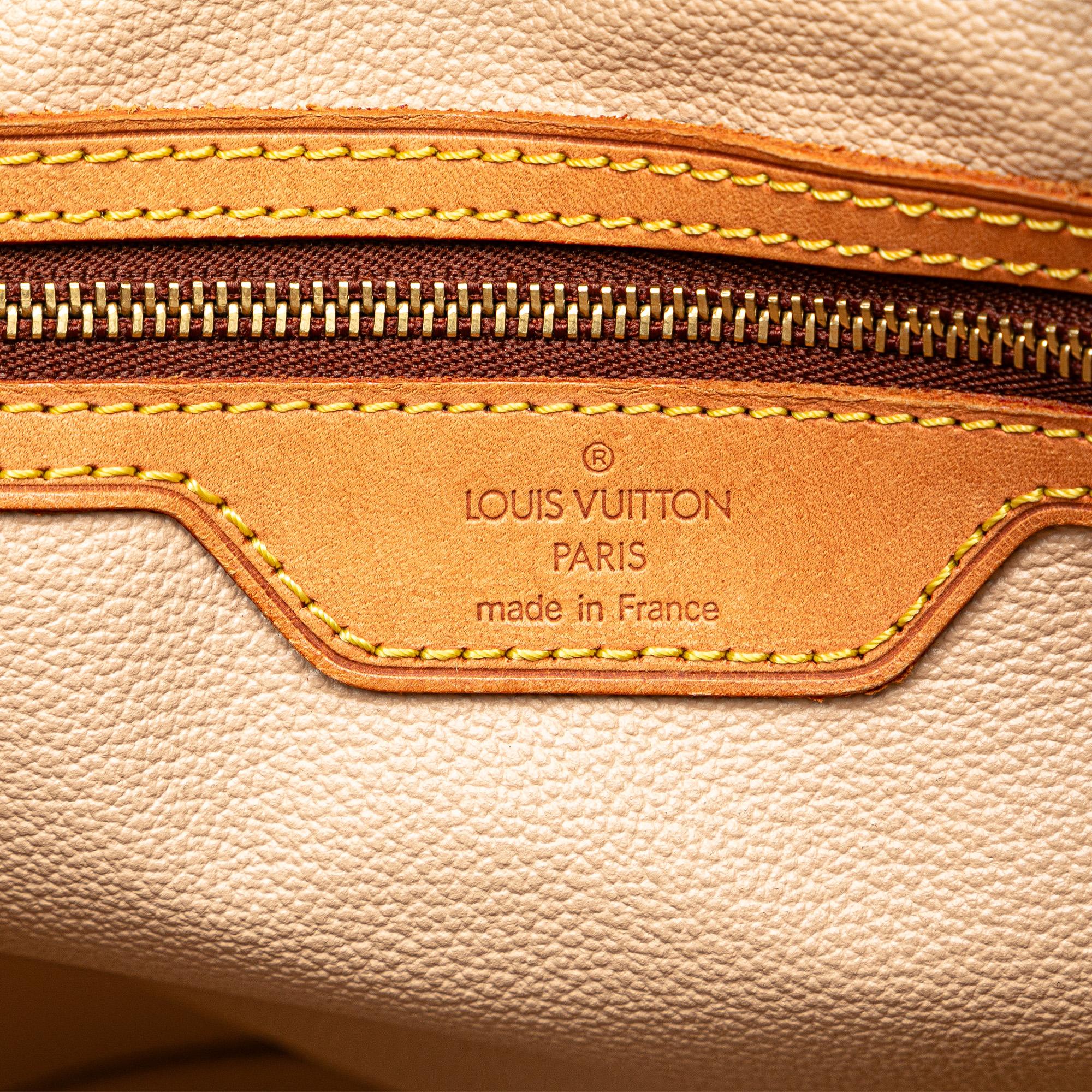 Louis Vuitton Monogram Petit Bucket (SHG-ijkvYu)