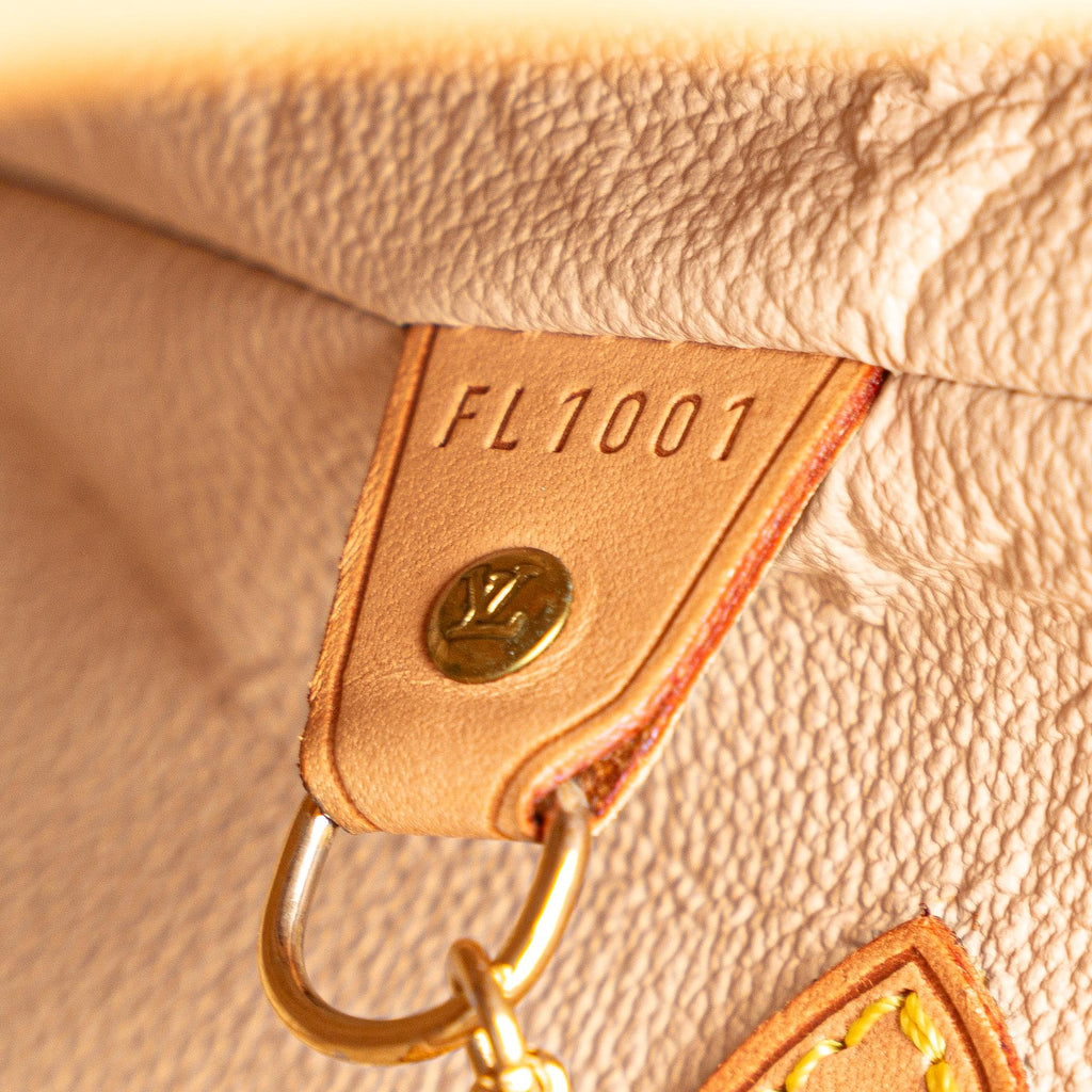 Louis Vuitton Monogram Petit Bucket (SHG-QJIMcN)