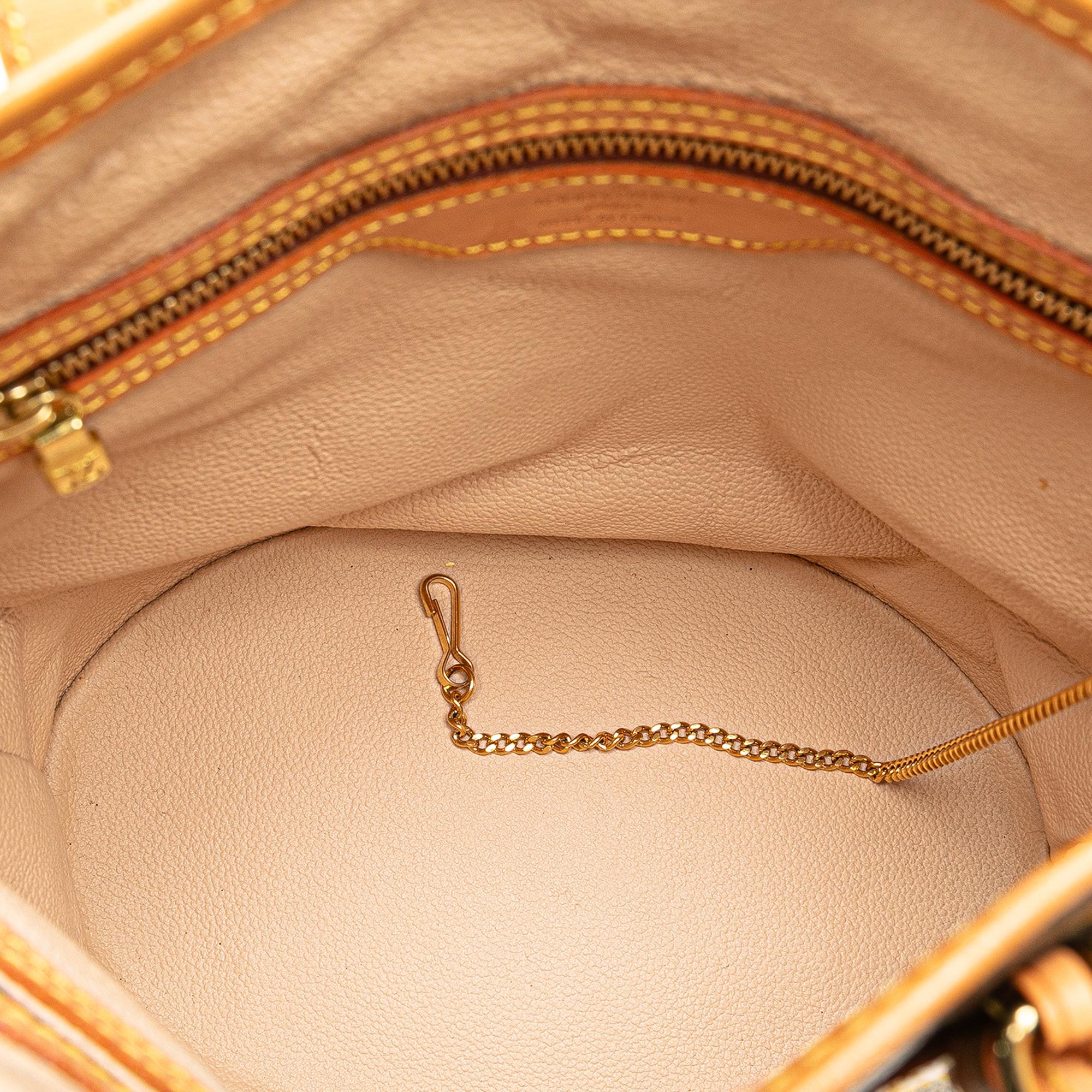 Louis Vuitton Monogram Petit Bucket (SHG-GPfEAQ)