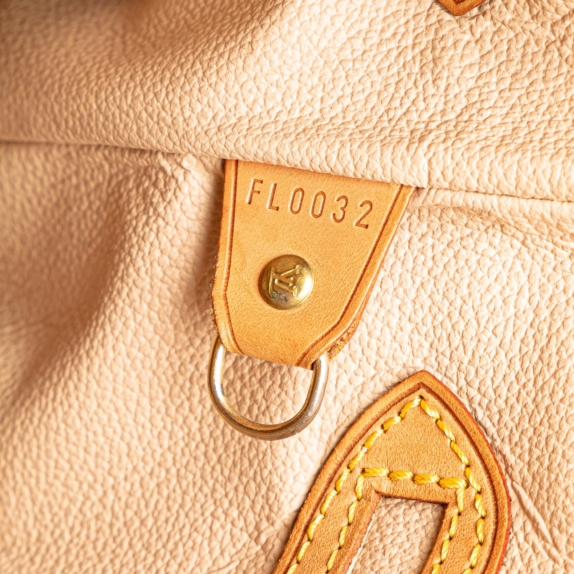 Louis Vuitton Monogram Petit Bucket (SHG-ePl7KN)