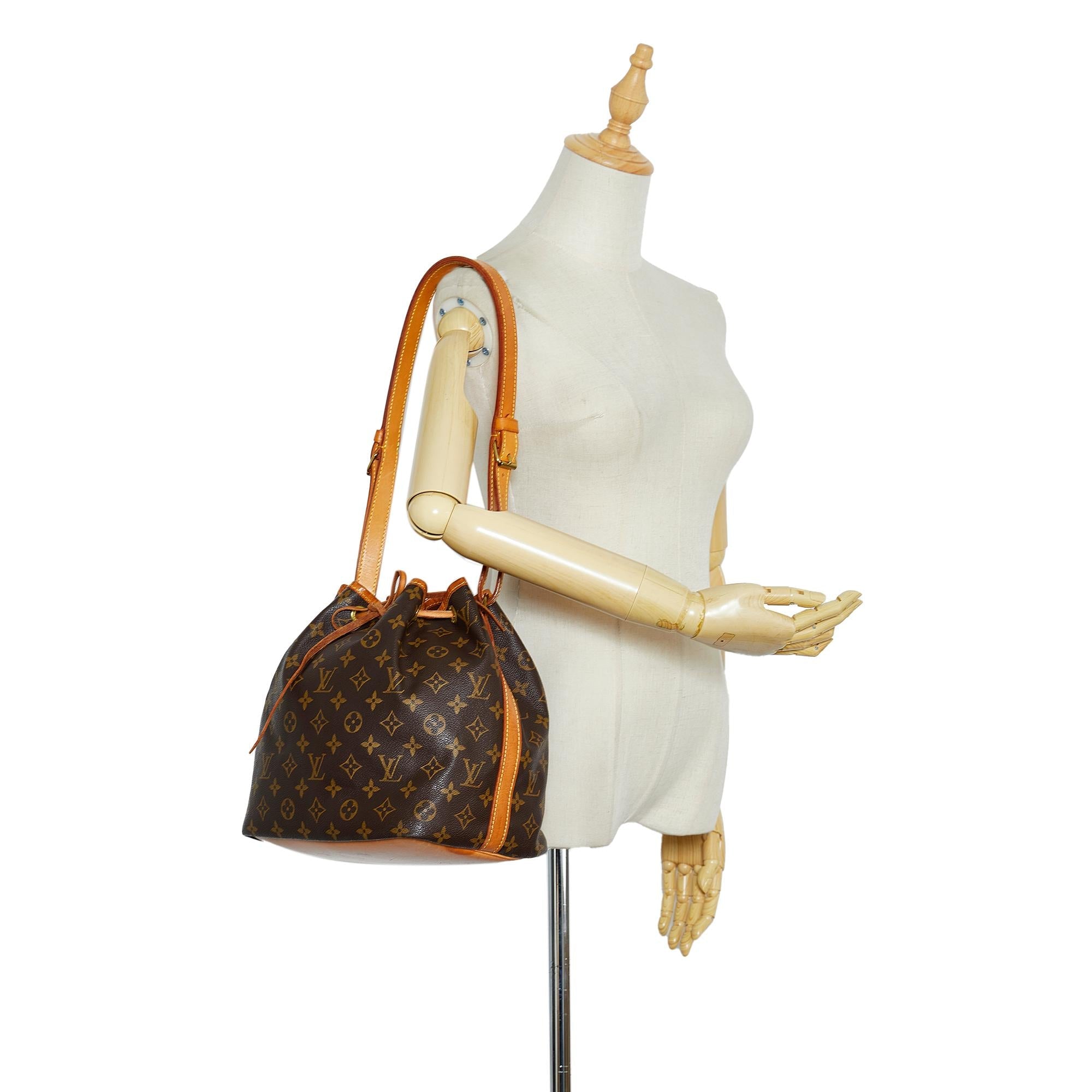Louis Vuitton Monogram Petit Noe (SHG-Ger0Ab)