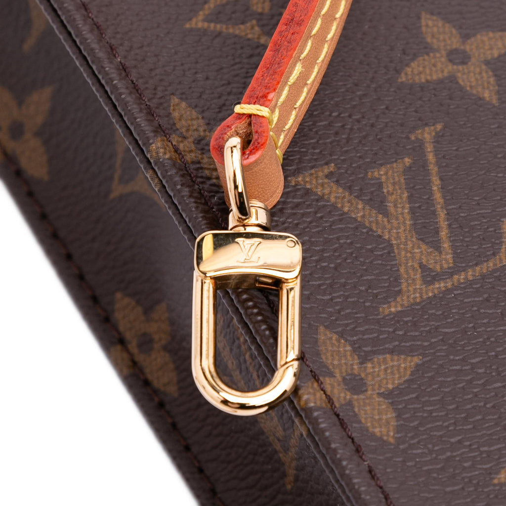 Louis Vuitton Monogram Petit Sac Plat