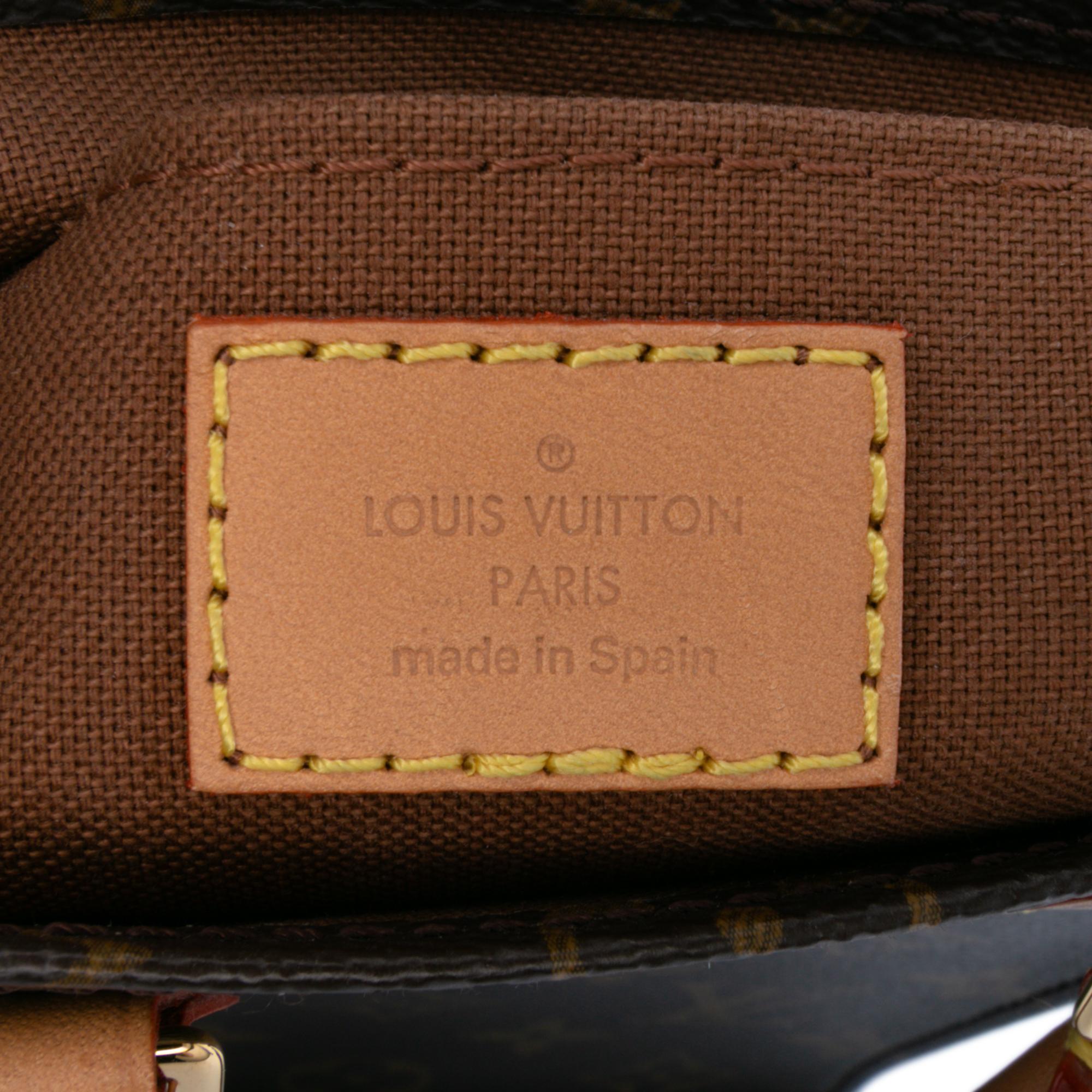Louis Vuitton Monogram Petit Sac Plat