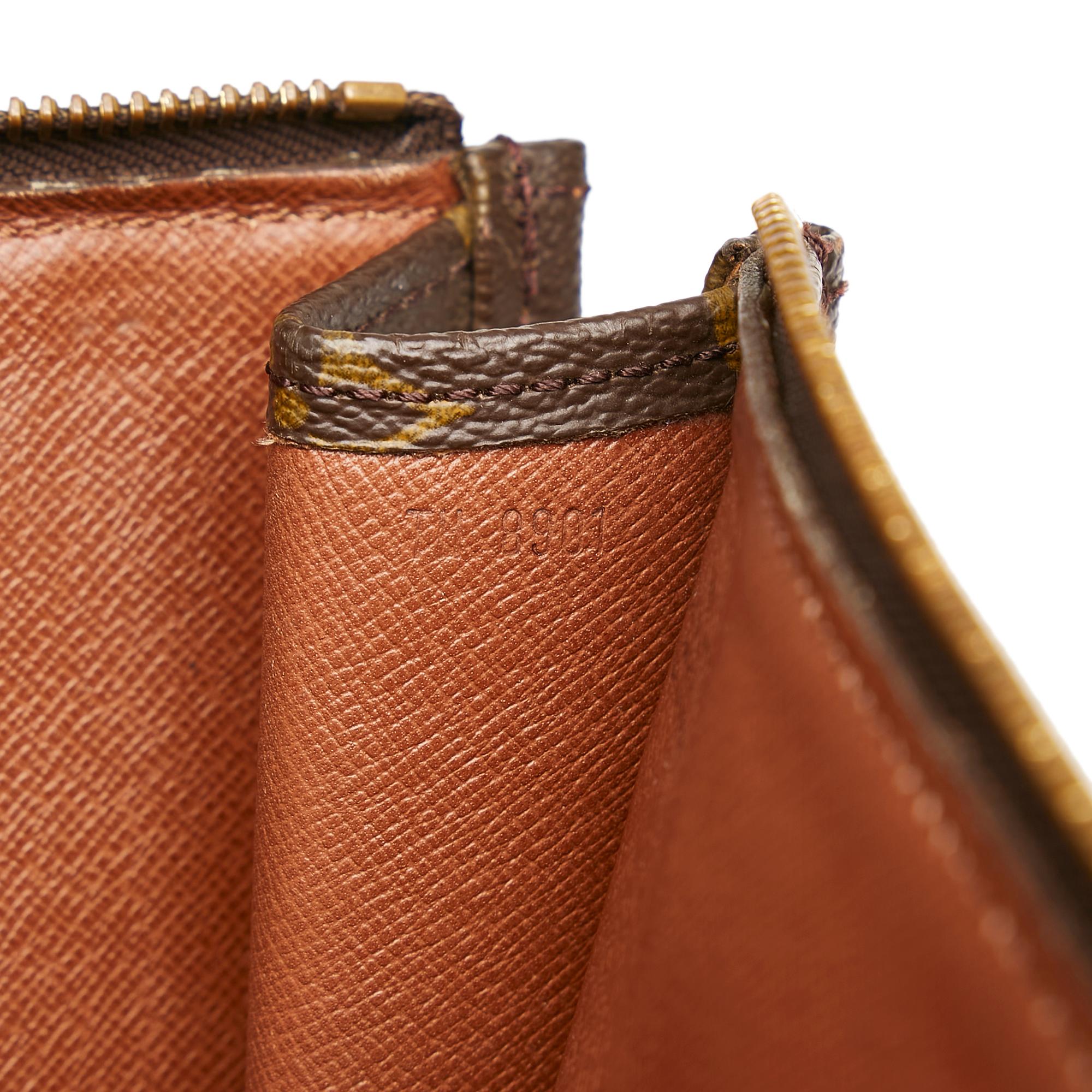Louis Vuitton Monogram Poche Documents Portfolio (SHG-28622)