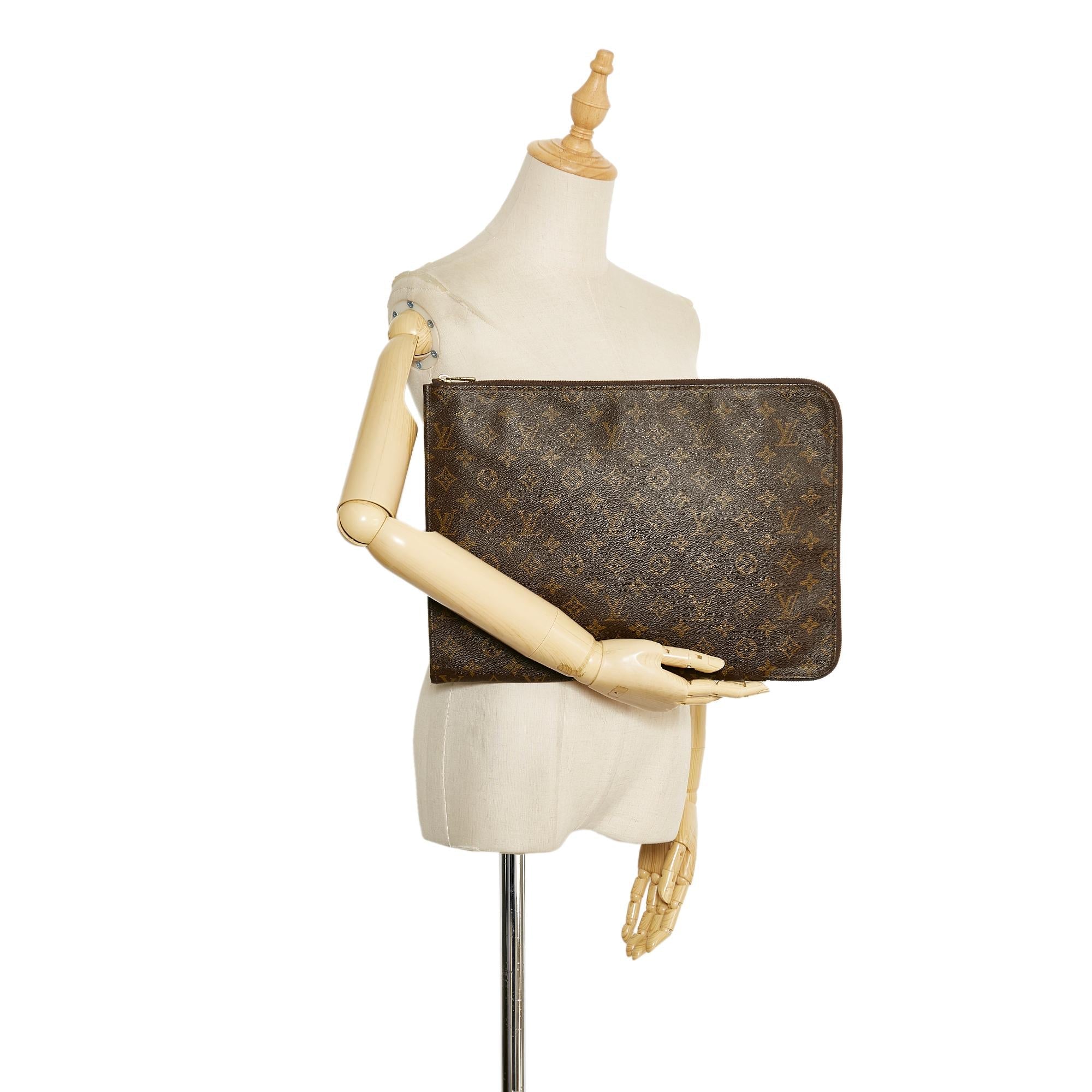 Louis Vuitton Monogram Poche-Documents Portfolio (SHG-NJebZA)