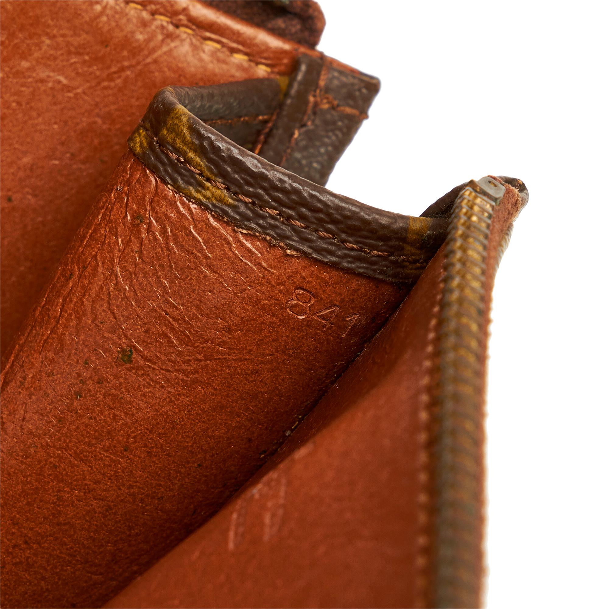 Louis Vuitton Monogram Poche Documents Portfolio (SHG-75tMK5)