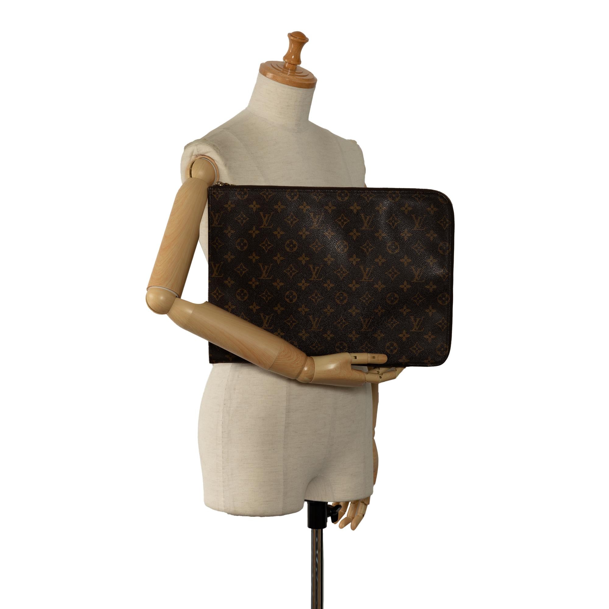 Louis Vuitton Monogram Poche Documents Portfolio (SHG-XojJPp)