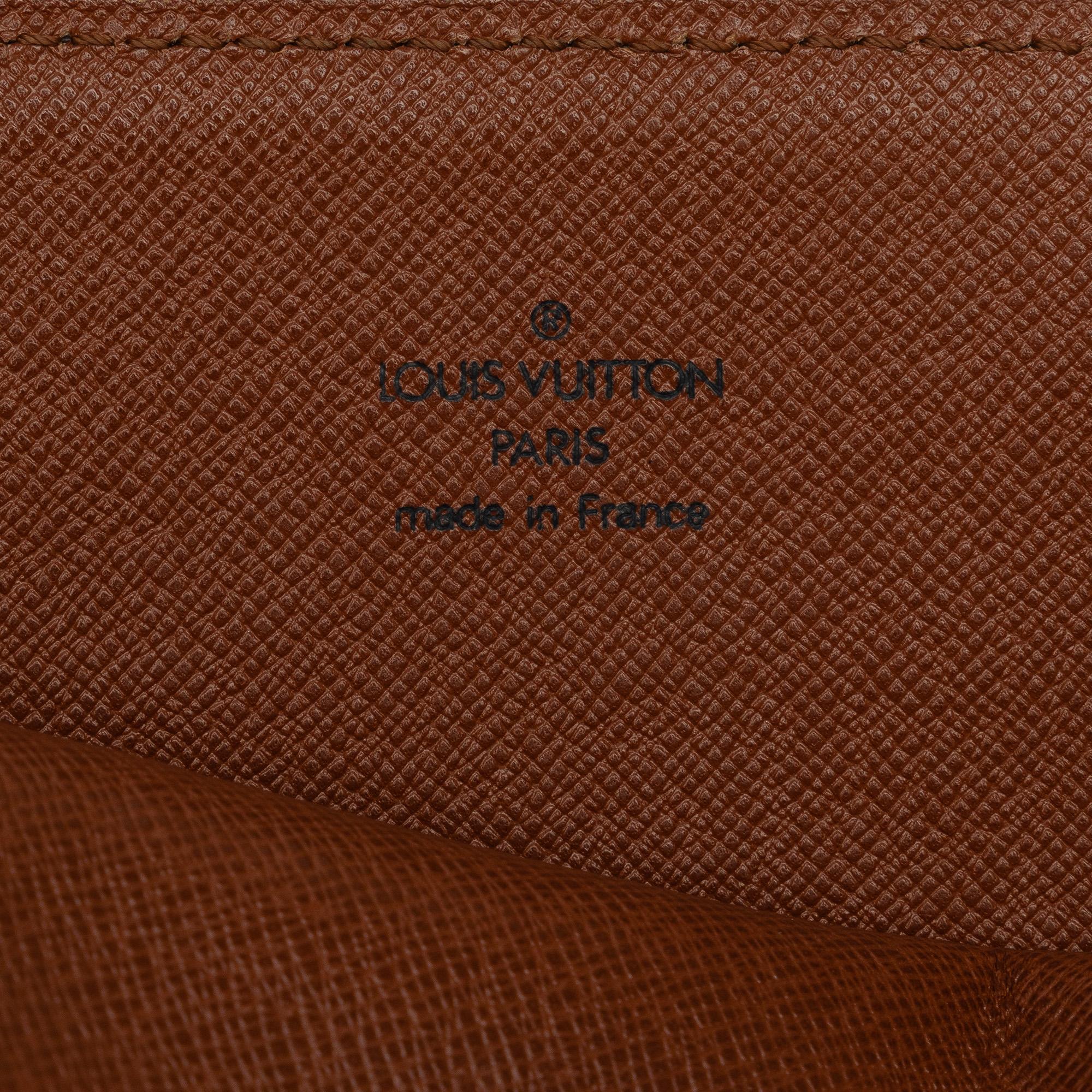 Louis Vuitton Monogram Poche Documents Portfolio (SHG-bYAJpS)