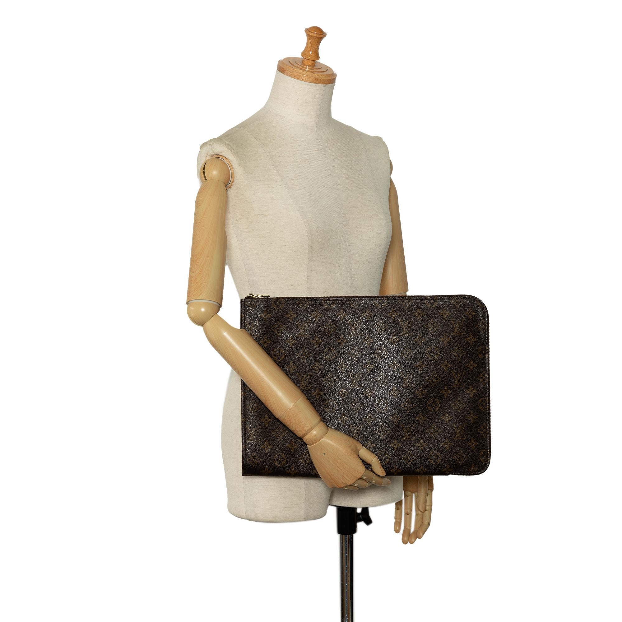 Louis Vuitton Monogram Poche Documents Portfolio (SHG-bYAJpS)