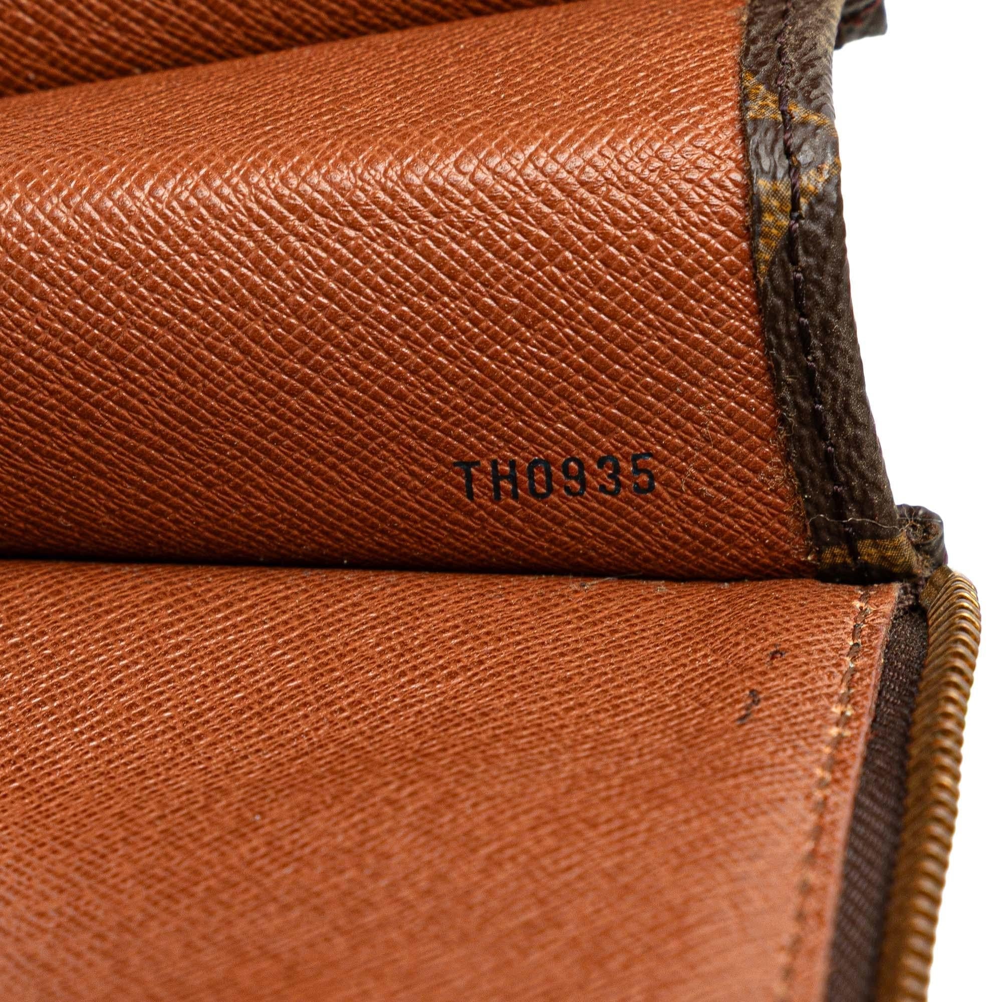 Louis Vuitton Monogram Poche Documents Portfolio