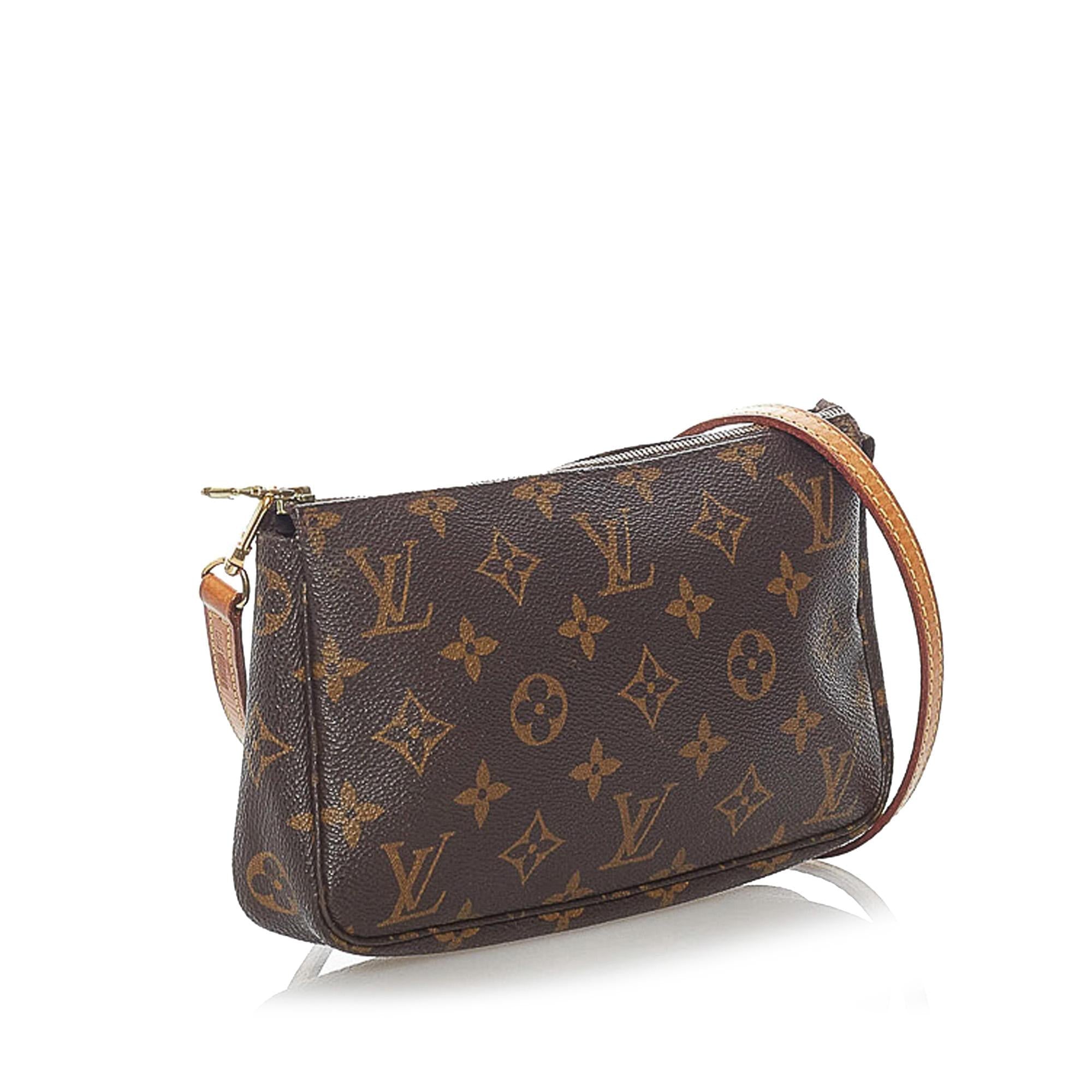 Louis Vuitton Monogram Pochette Accessoires Long Strap (SHG-31486)
