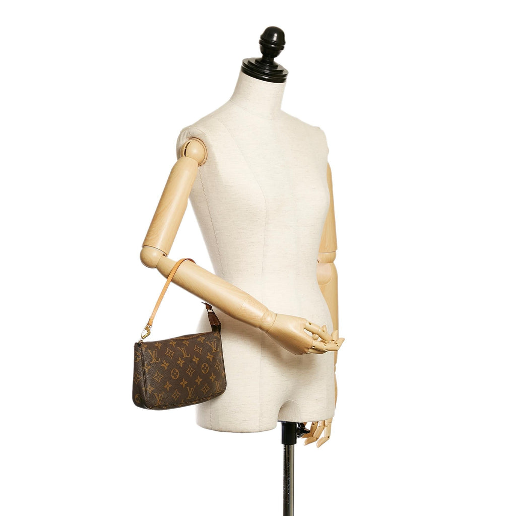 Louis Vuitton Monogram Pochette Accessoires (SHG-32912)