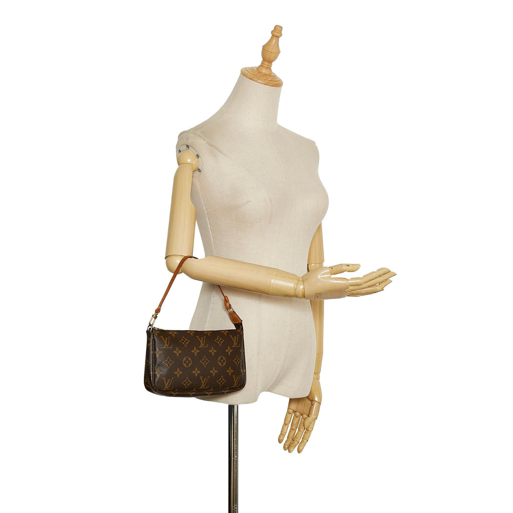 Louis Vuitton Monogram Pochette Accessoires (SHG-36055)