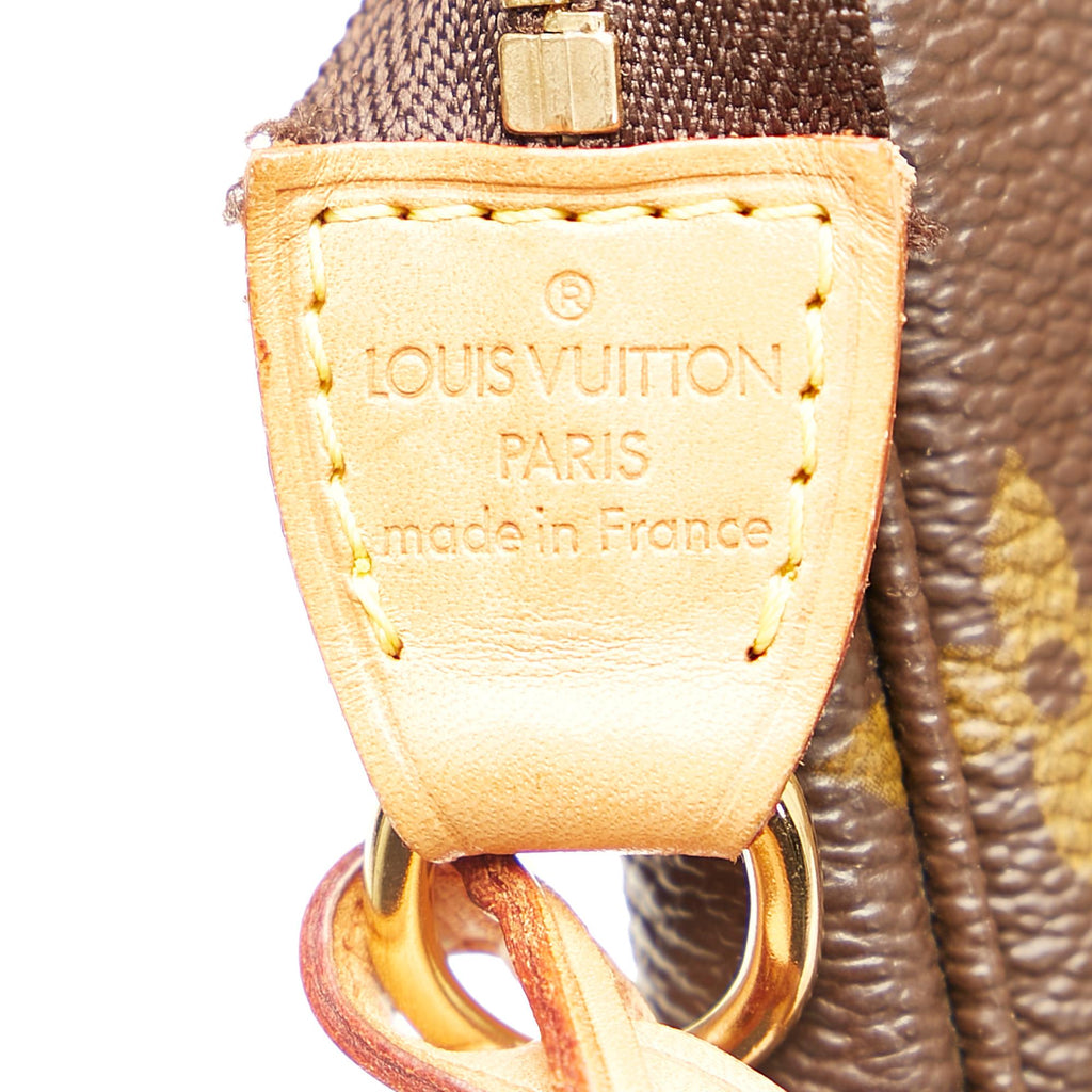 Louis Vuitton Monogram Pochette Accessoires (SHG-36477)