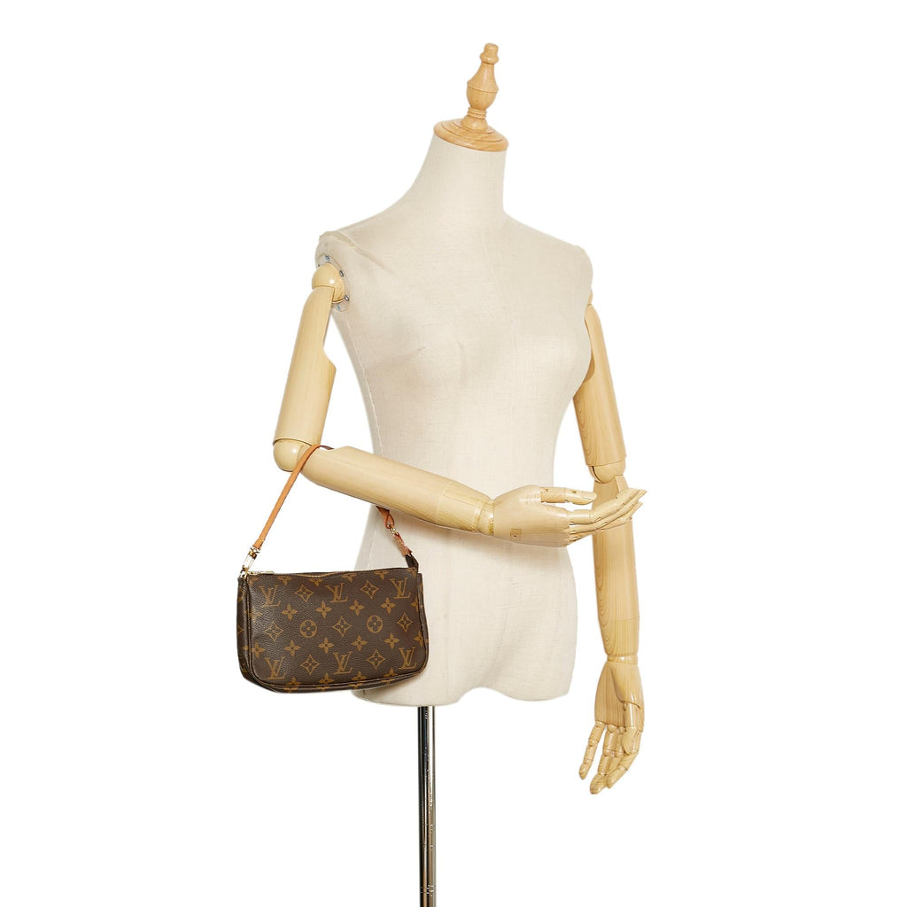 Louis Vuitton Monogram Pochette Accessoires (SHG-36477)