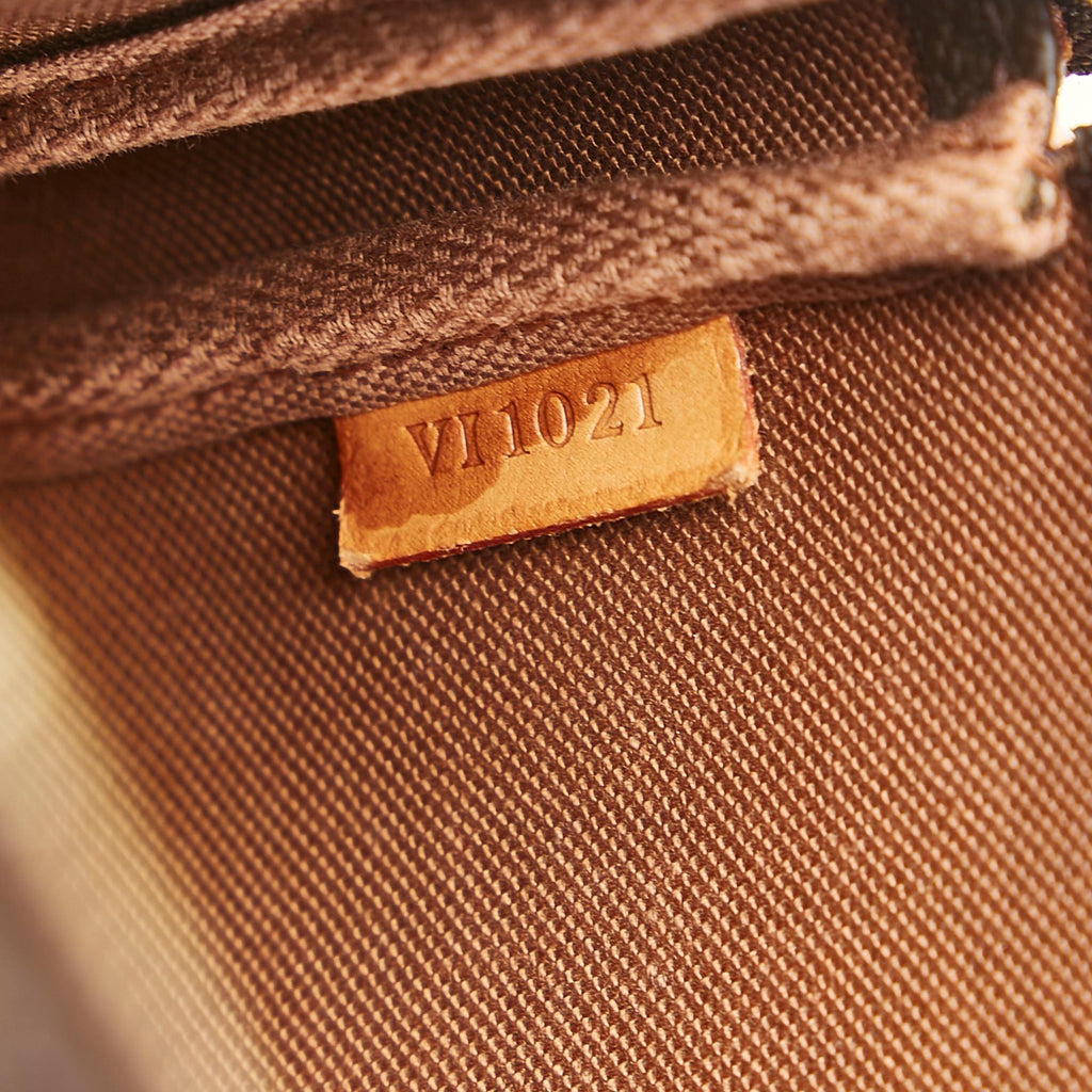 Louis Vuitton Monogram Pochette Accessoires (SHG-37035)