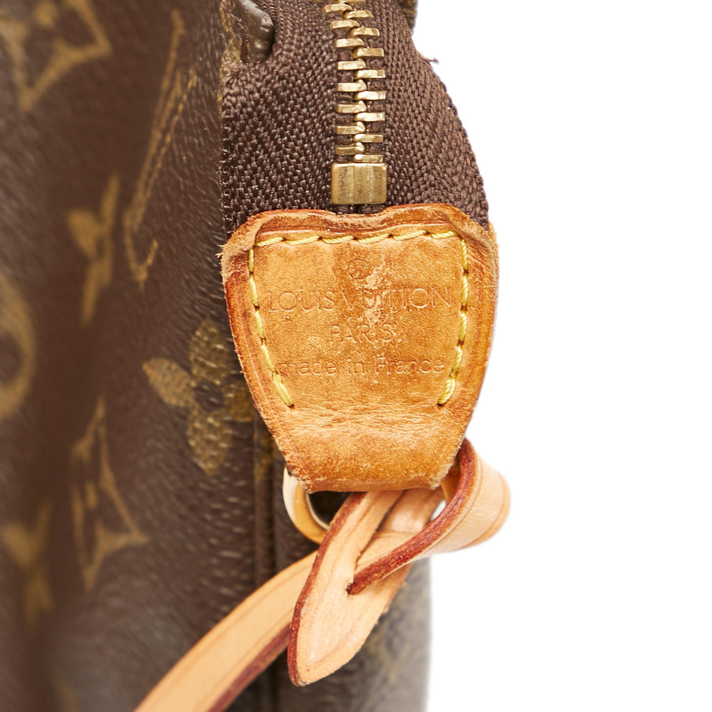 Louis Vuitton Monogram Pochette Accessoires (SHG-37035)
