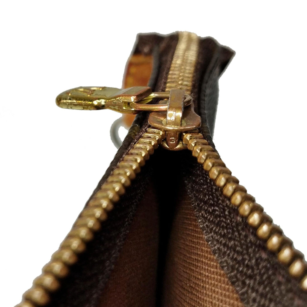 Louis Vuitton Monogram Pochette Accessoires (SHG-37161)