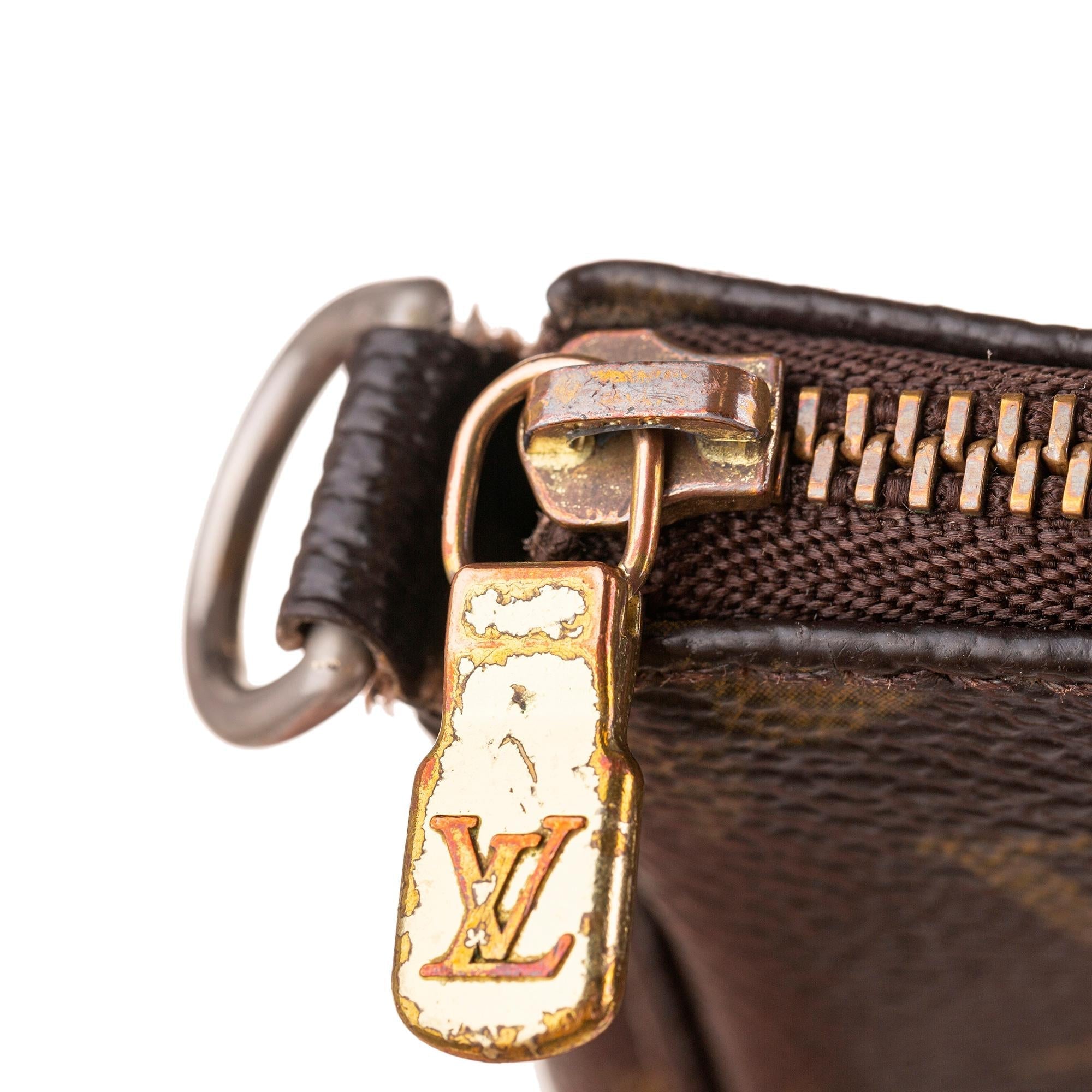 Louis Vuitton Monogram Pochette Accessoires (SHG-37161)