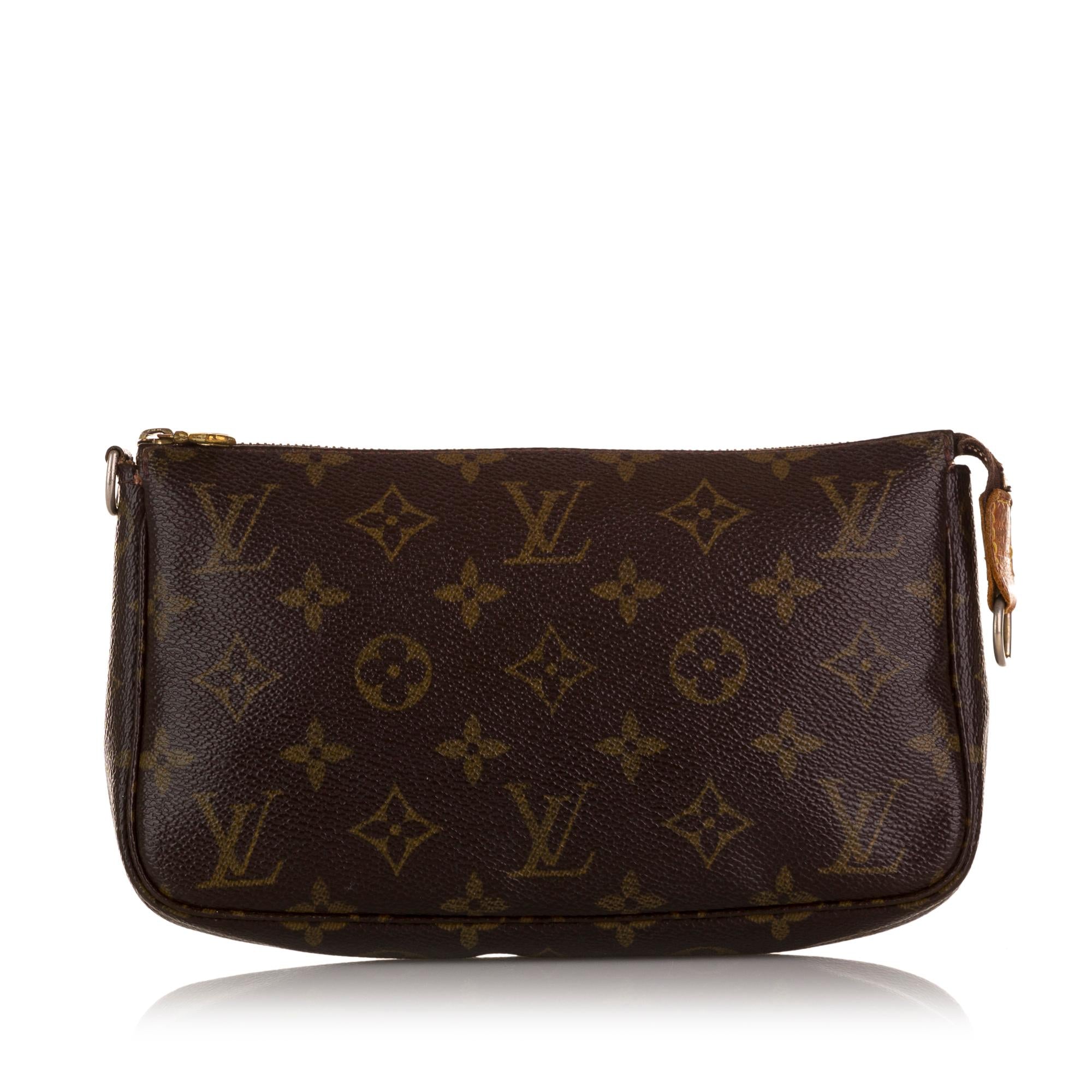 Louis Vuitton Monogram Pochette Accessoires (SHG-37161)