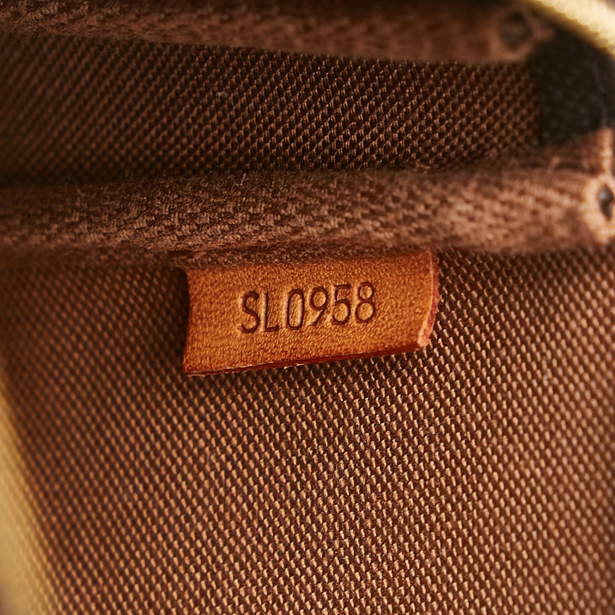Louis Vuitton Monogram Pochette Accessoires (SHG-37459)