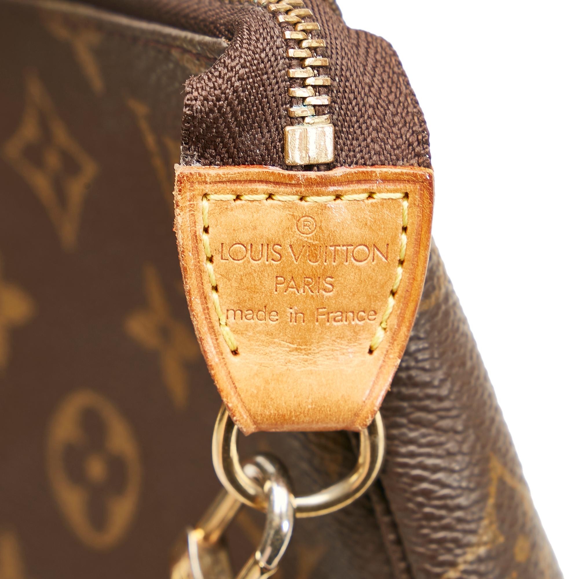 Louis Vuitton Monogram Pochette Accessoires (SHG-37657)