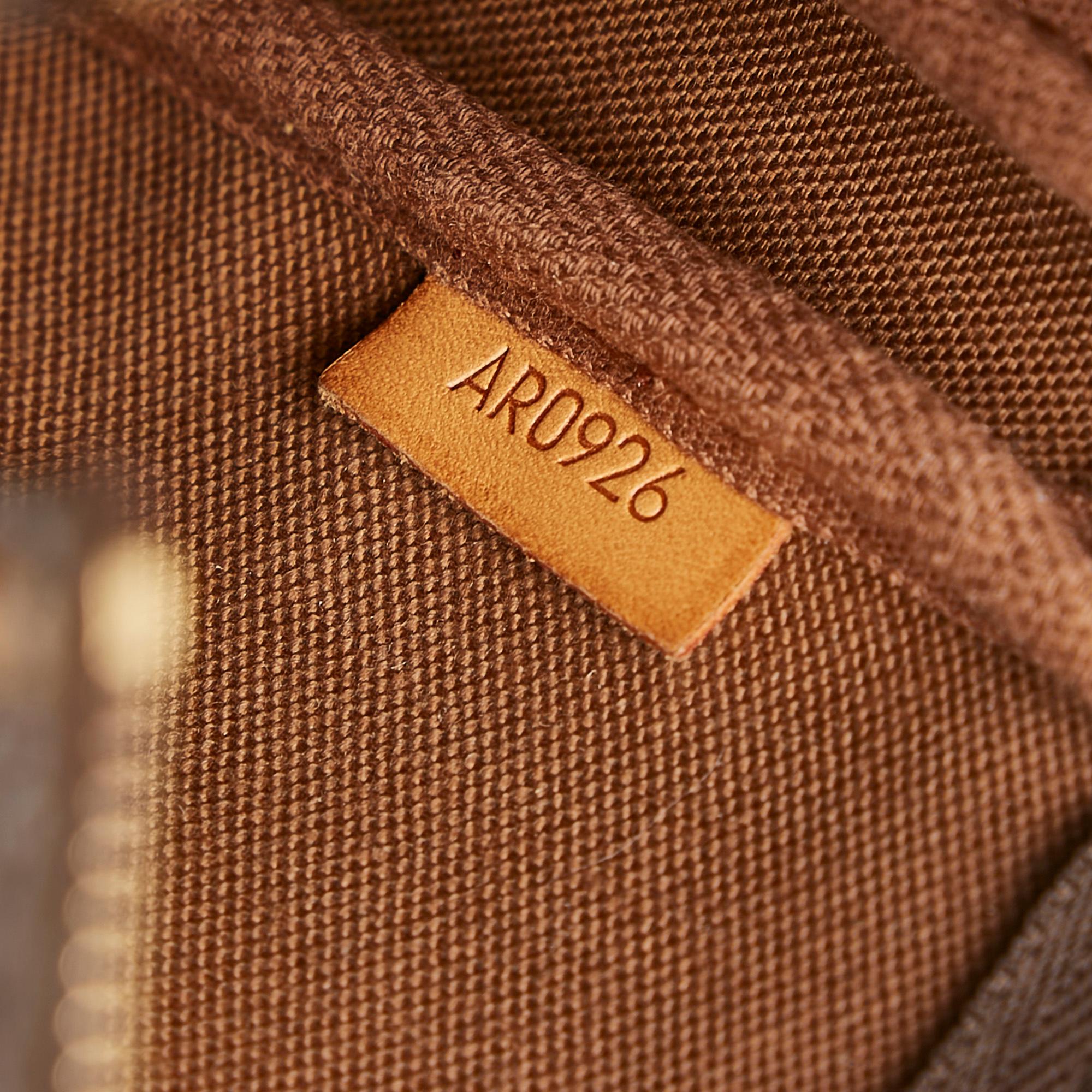 Louis Vuitton Monogram Pochette Accessoires (SHG-m76PJ6)