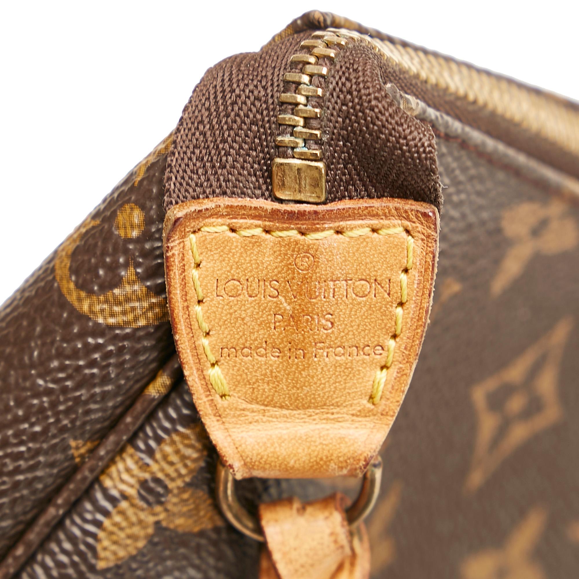 Louis Vuitton Monogram Pochette Accessoires (SHG-m76PJ6)