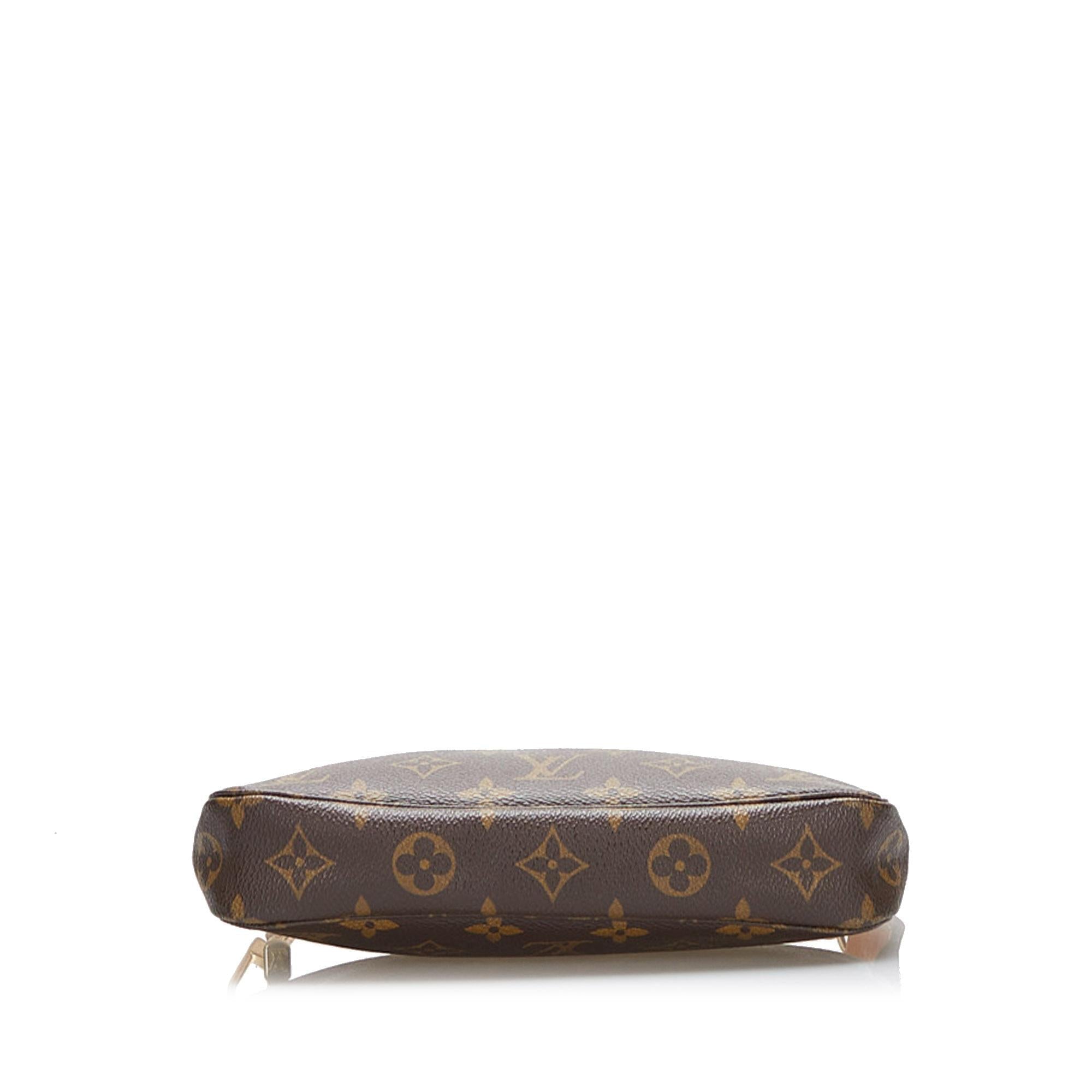 Louis Vuitton Monogram Pochette Accessoires (SHG-37659)