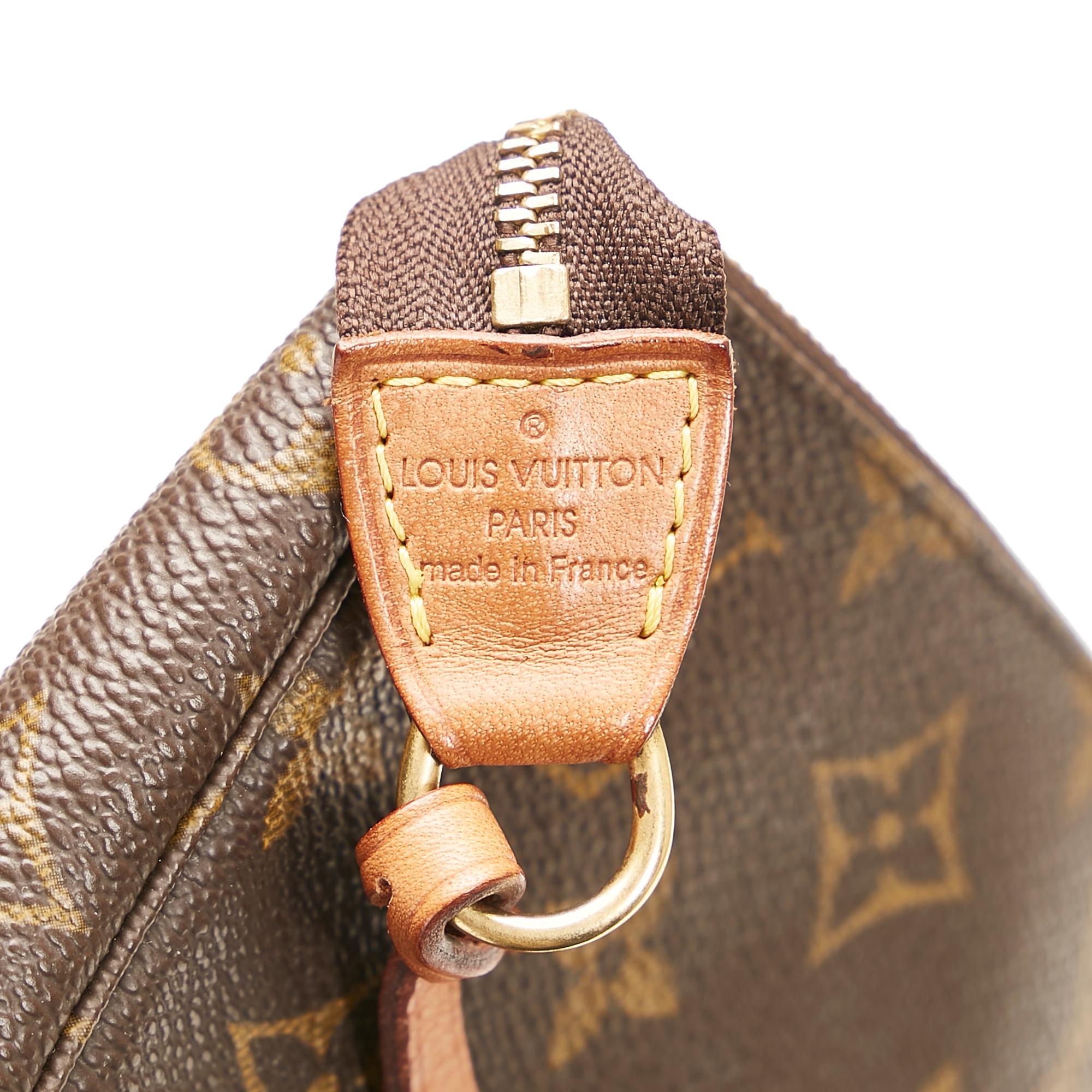Louis Vuitton Monogram Pochette Accessoires (SHG-KMnotw)
