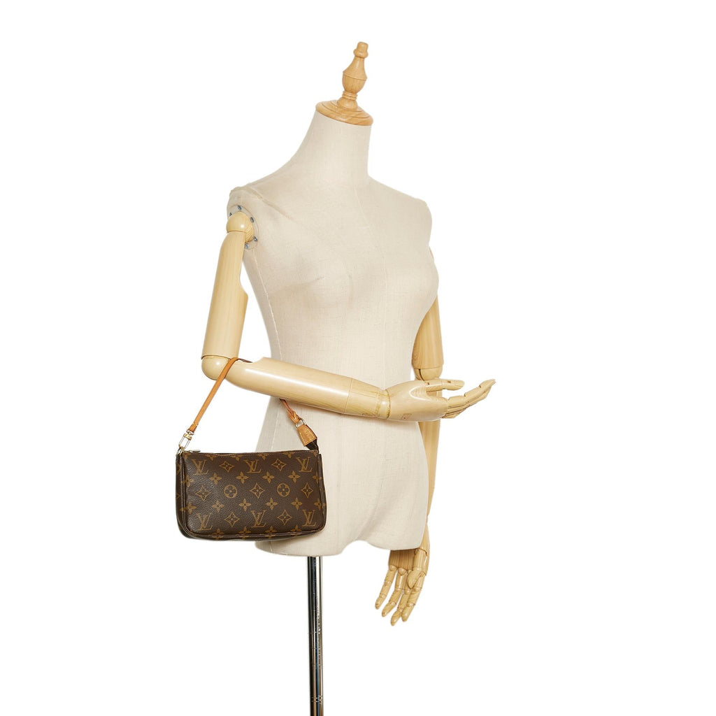 Louis Vuitton Monogram Pochette Accessoires (SHG-8N7xSm)