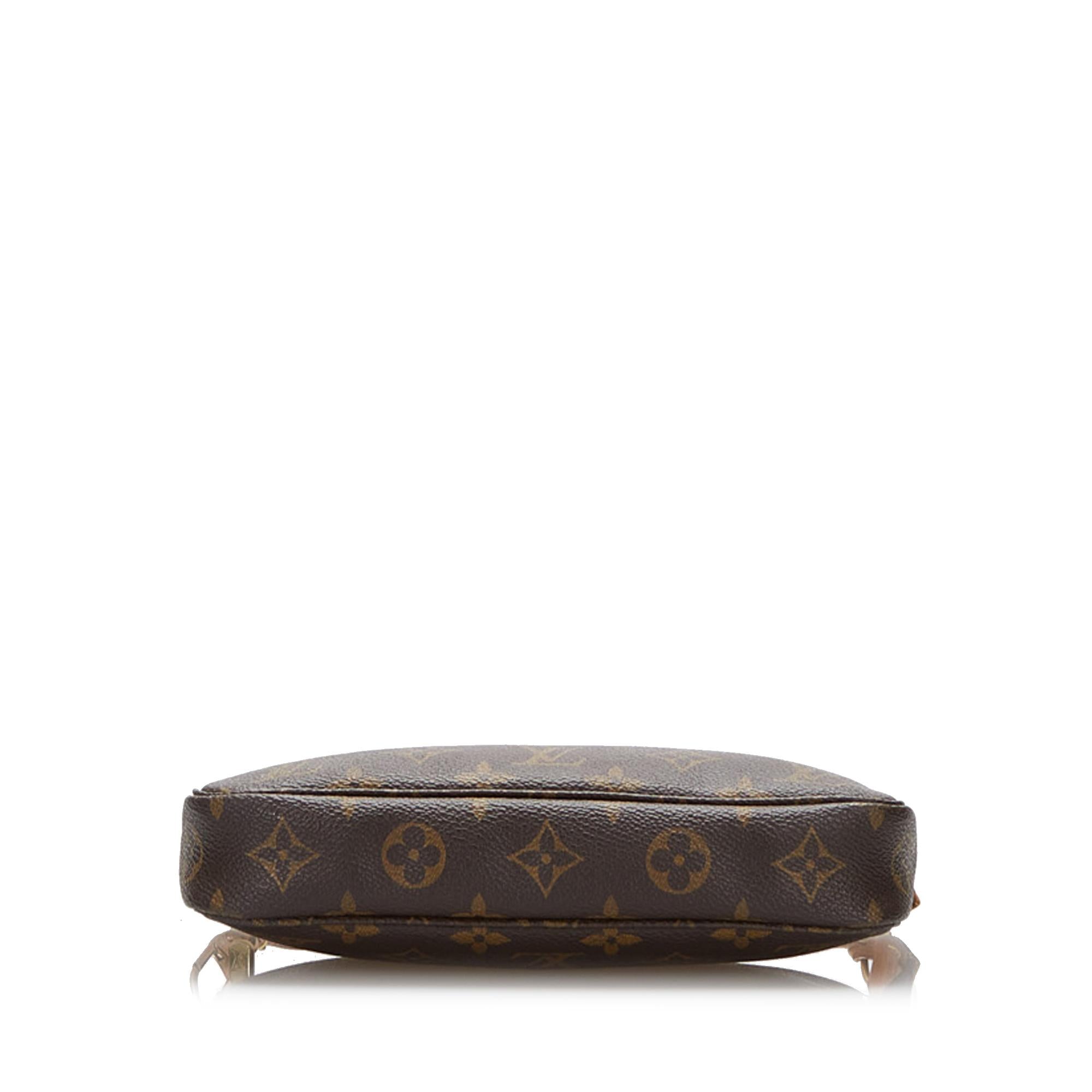 Louis Vuitton Monogram Pochette Accessoires (SHG-tiOIsl)