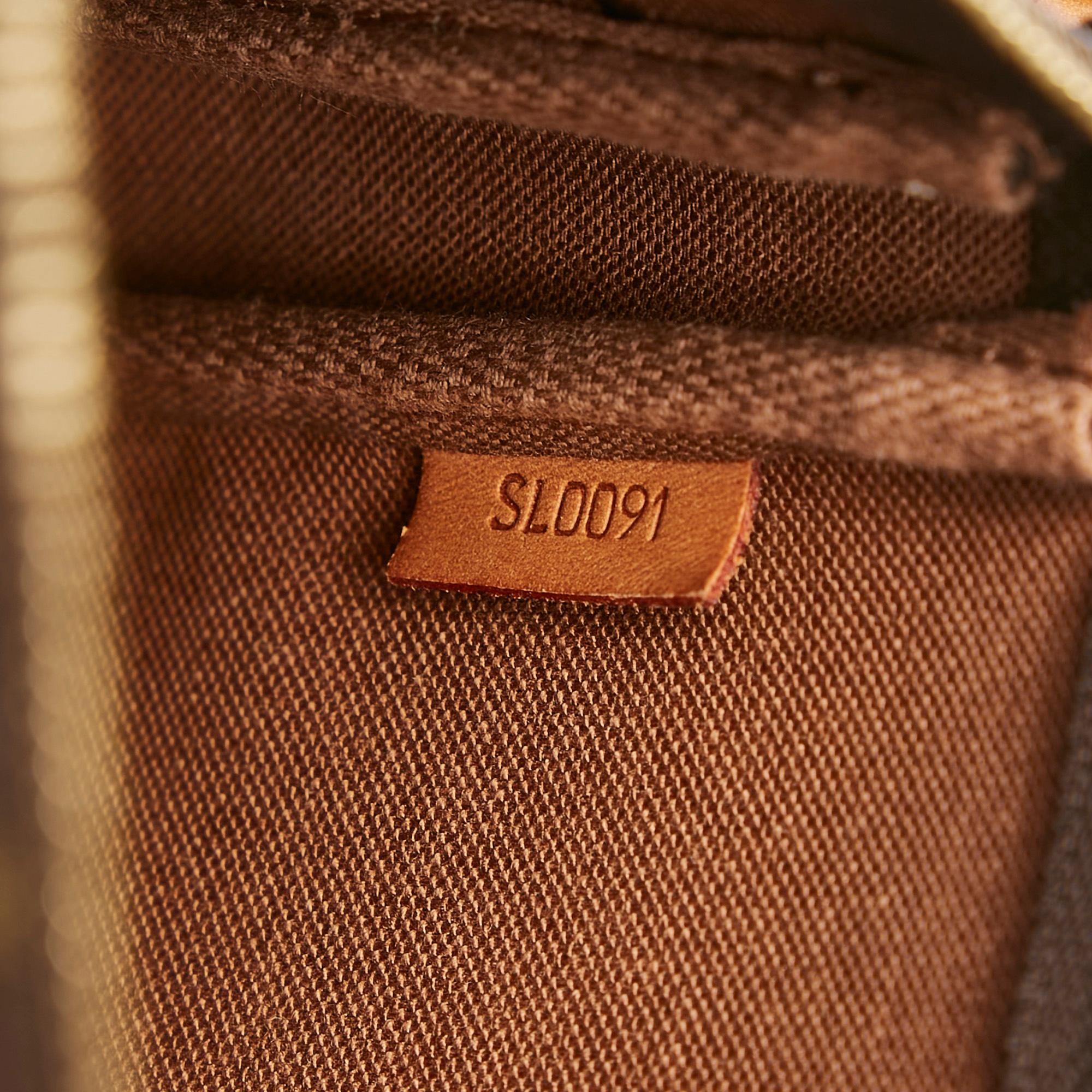 Louis Vuitton Monogram Pochette Accessoires (SHG-qN7aNE)