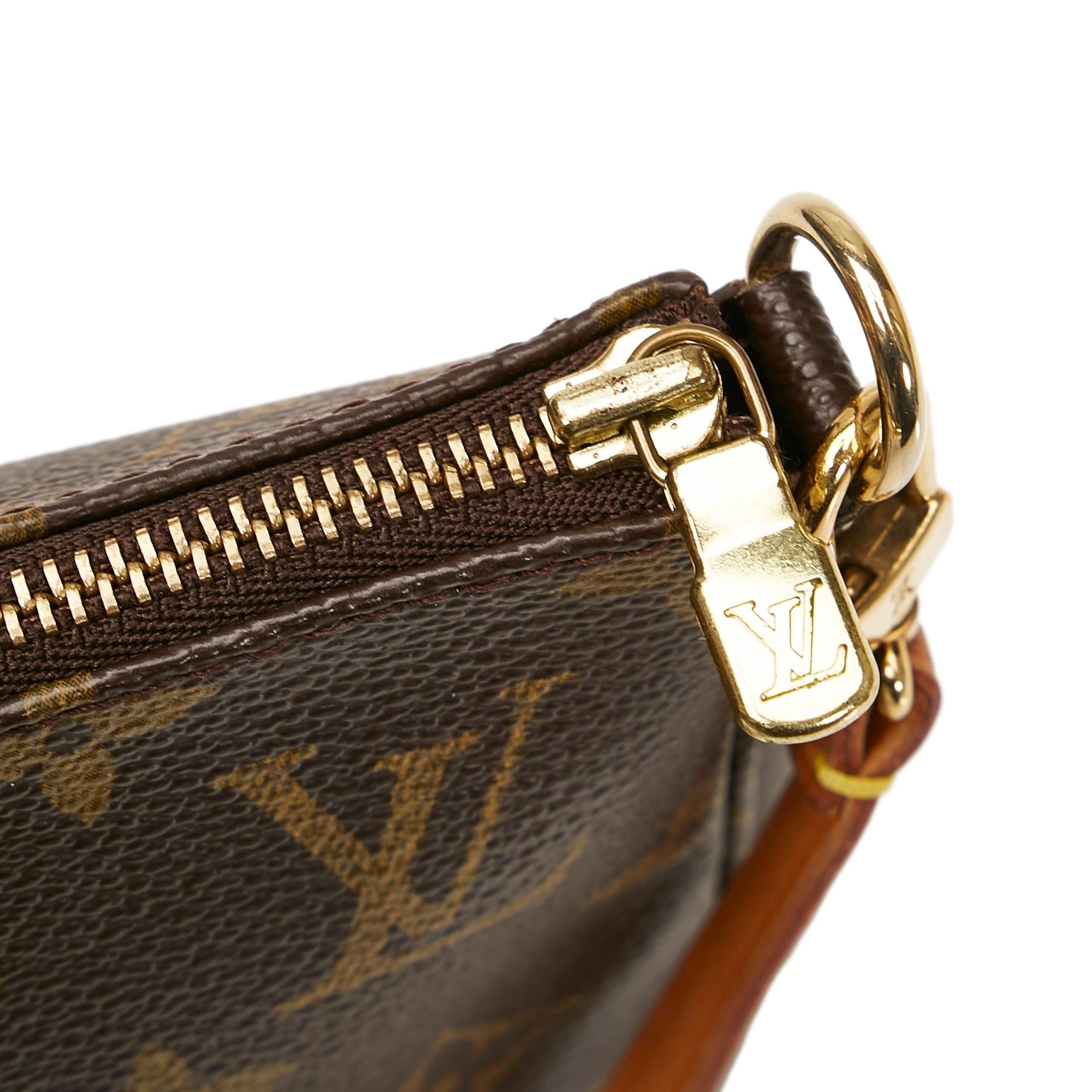 Louis Vuitton Monogram Pochette Accessoires (SHG-qN7aNE)