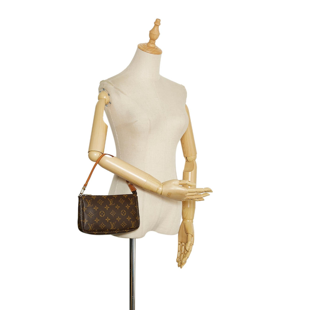 Louis Vuitton Monogram Pochette Accessoires (SHG-qN7aNE)
