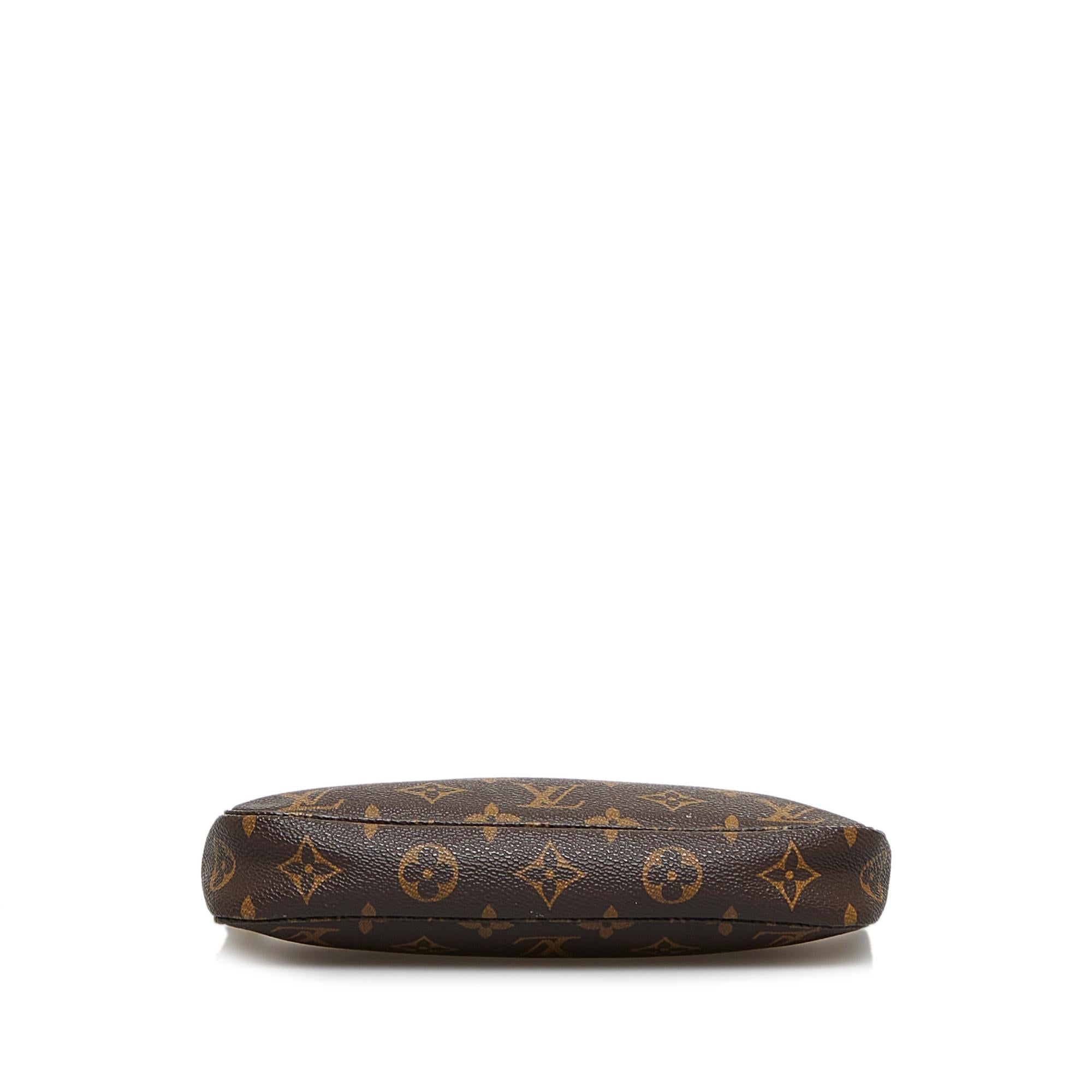 Louis Vuitton Monogram Pochette Accessoires (SHG-uQtBBo)