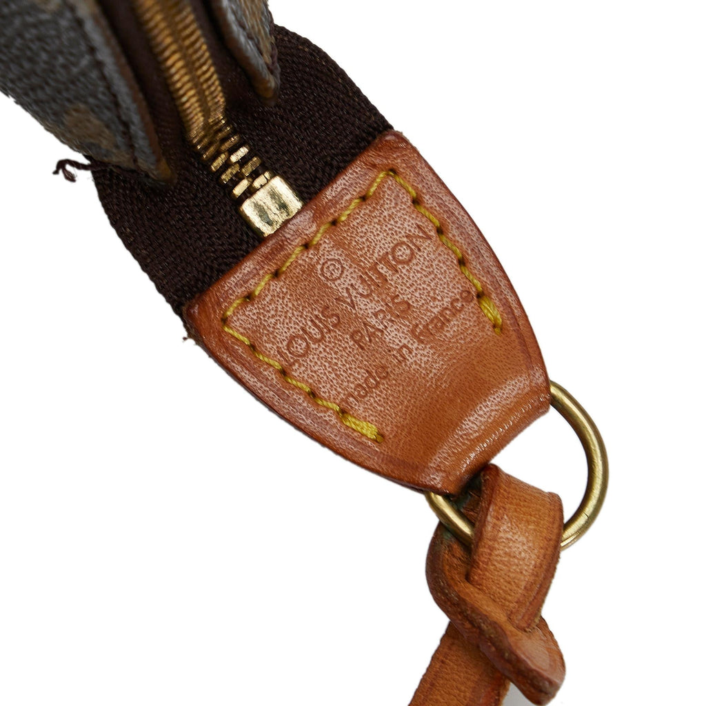 Louis Vuitton Monogram Pochette Accessoires (SHG-uQtBBo)
