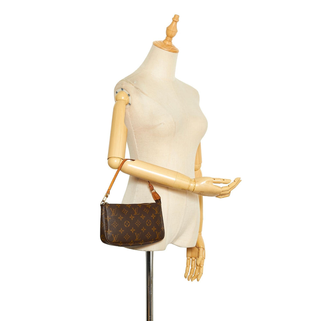 Louis Vuitton Monogram Pochette Accessoires (SHG-INjqp3)