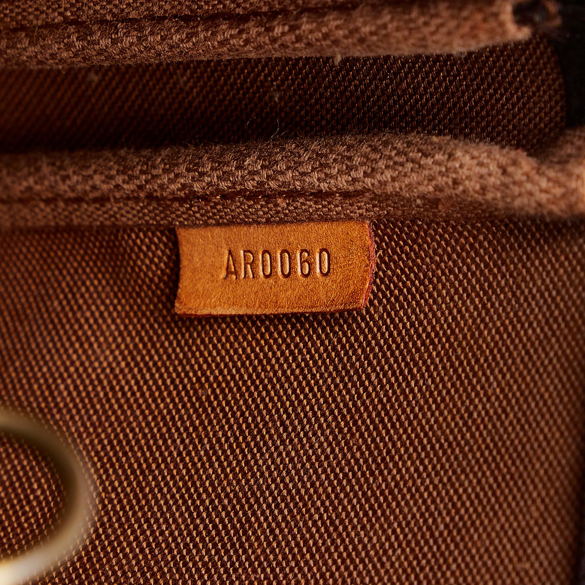 Louis Vuitton Monogram Pochette Accessoires (SHG-u03d6S)