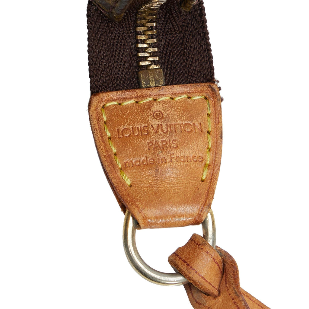 Louis Vuitton Monogram Pochette Accessoires (SHG-svKsyF)
