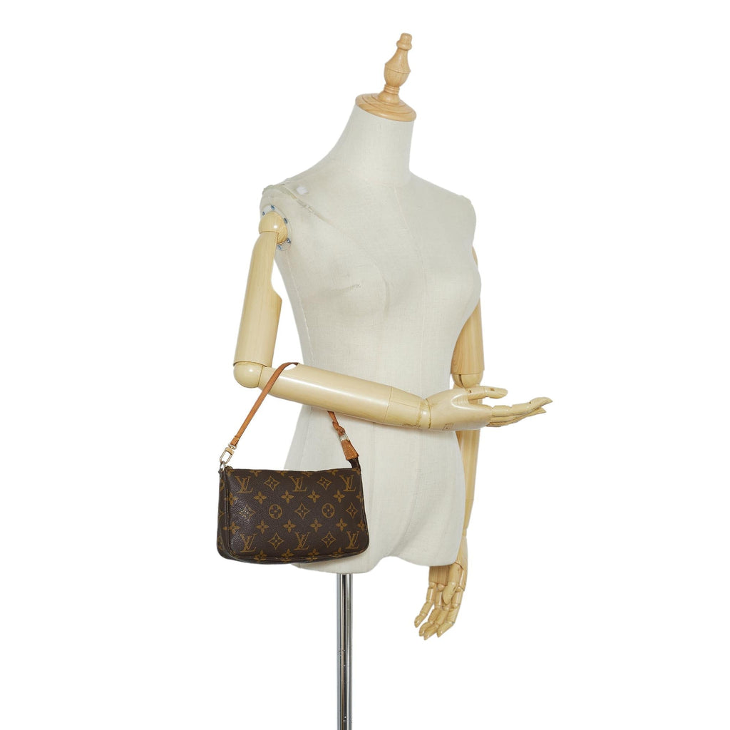 Louis Vuitton Monogram Pochette Accessoires (SHG-svKsyF)