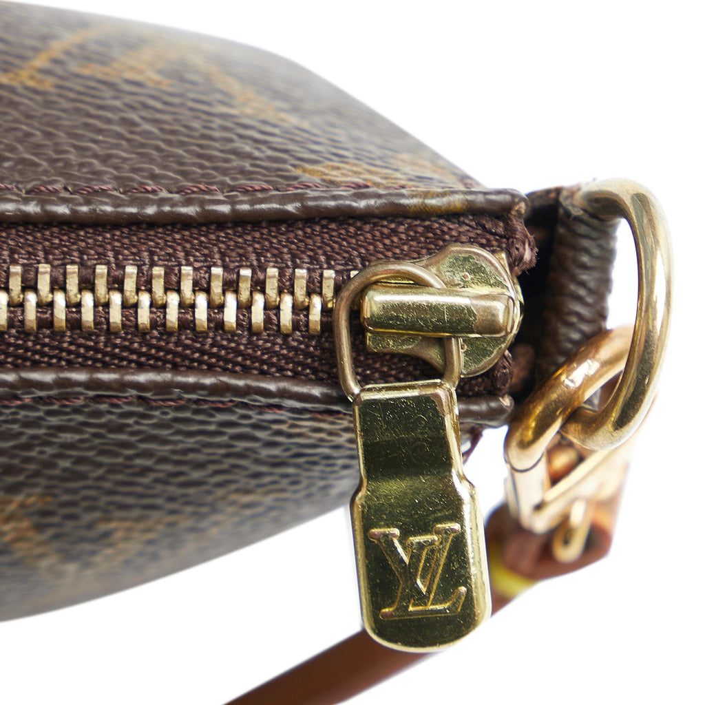 Louis Vuitton Monogram Pochette Accessoires (SHG-7WlhXy)