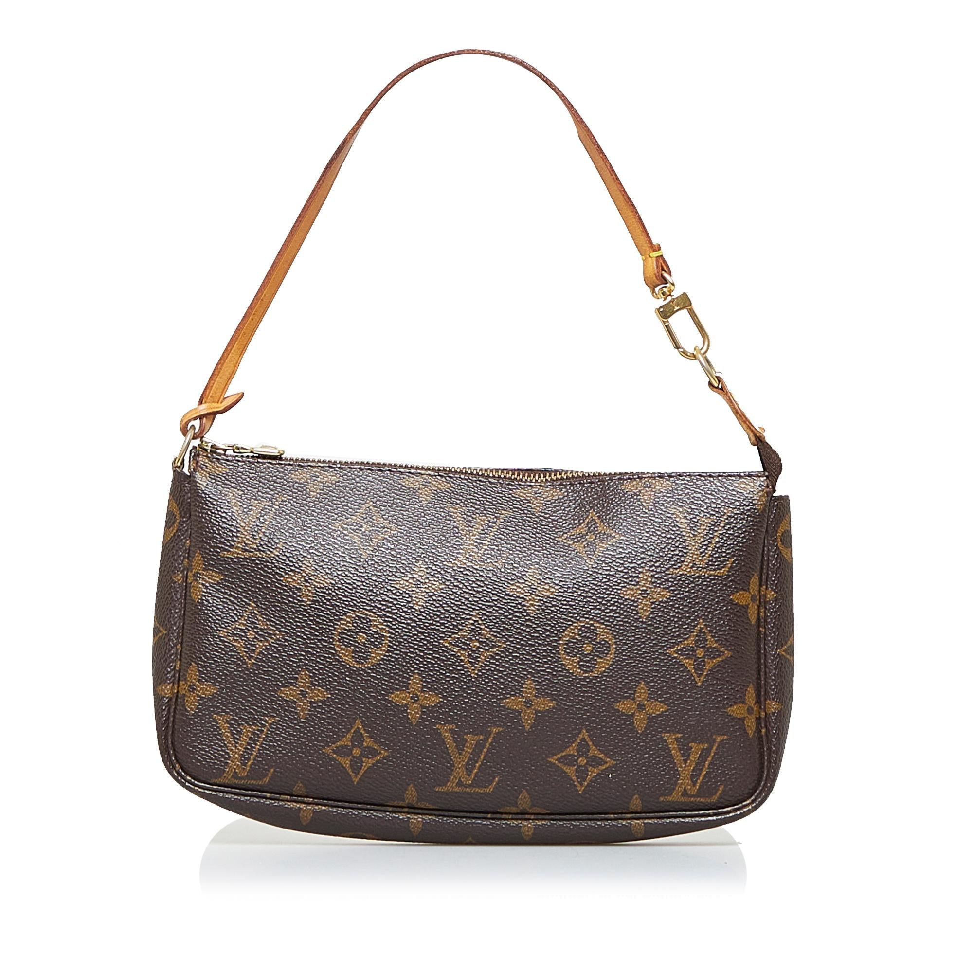 Louis Vuitton Monogram Pochette Accessoires (SHG-iEKLv6)