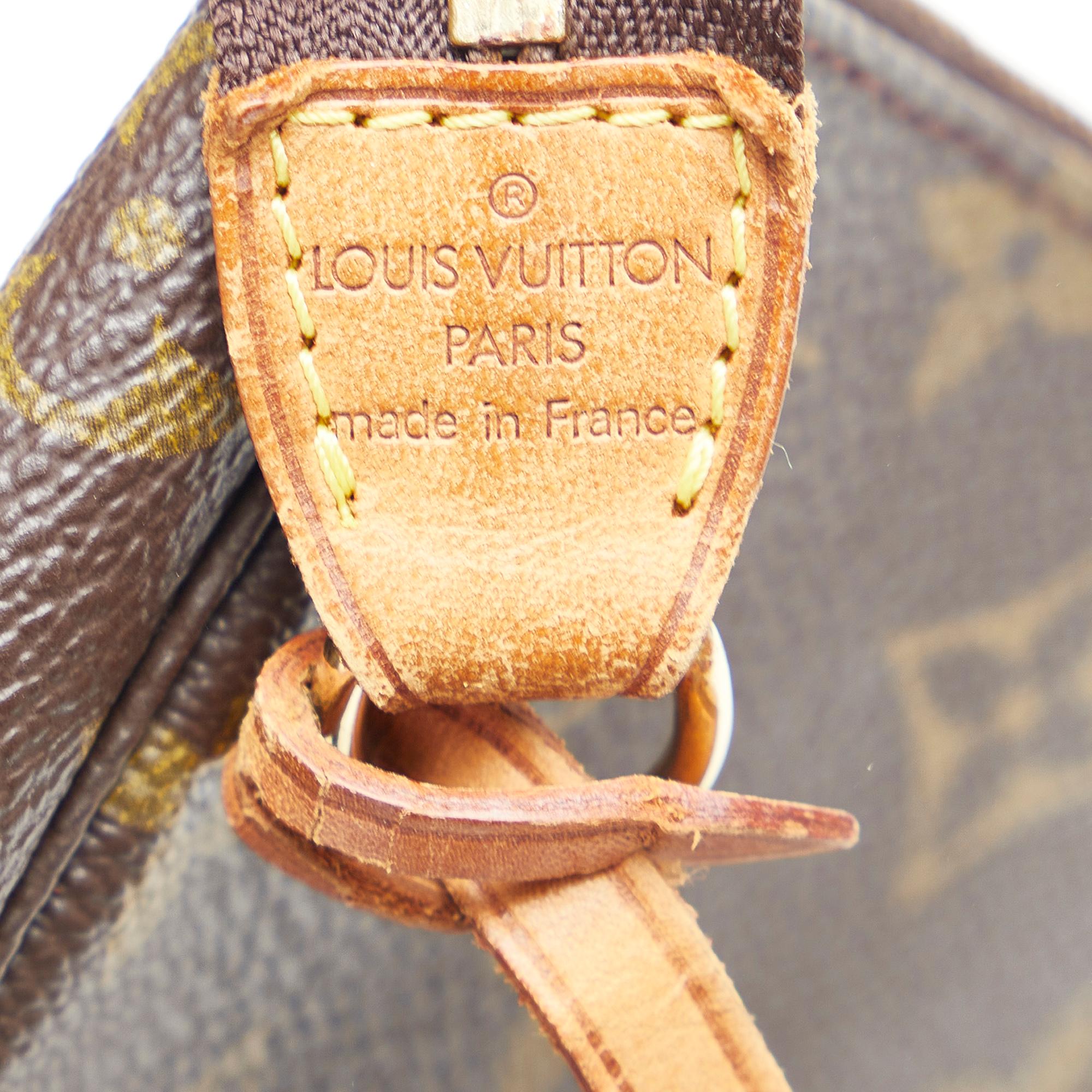 Louis Vuitton Monogram Pochette Accessoires (SHG-qmBqHL)
