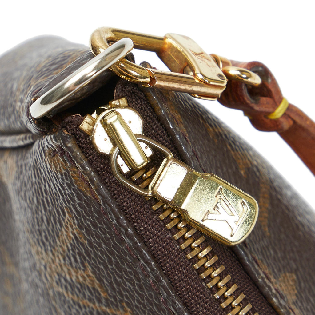 Louis Vuitton Monogram Pochette Accessoires (SHG-Bi9UqN)