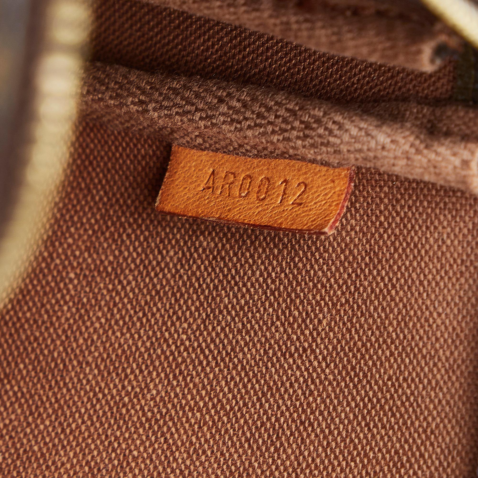 Louis Vuitton Monogram Pochette Accessoires (SHG-9mq2jg)